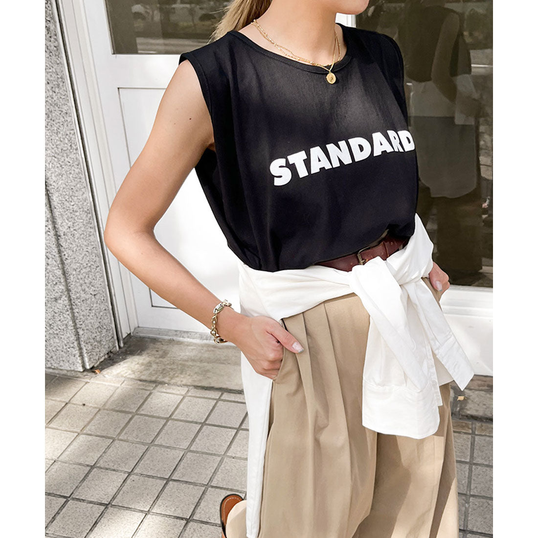 リアルスタイル REAL STYLE タンクトップ レディース カットソー ノースリーブ 綿100％ コットン ゆったり ロゴ プリント トップス 薄手 大きめ 涼しい おしゃれ 韓国ファッション チンチャコリア （ホワイト） ホワイト