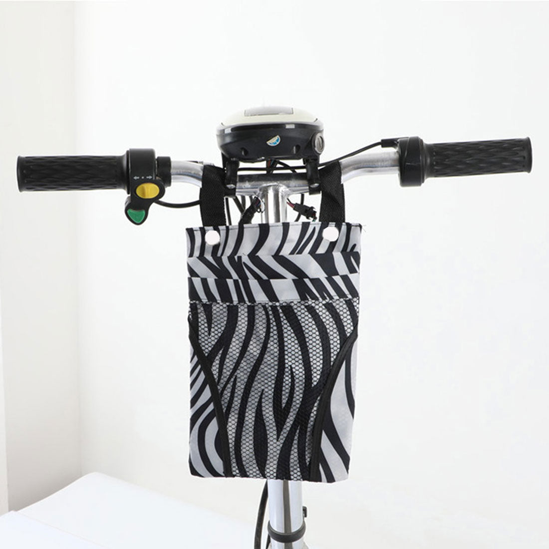 リアルスタイル REAL STYLE 自転車 フロントバッグ ハンドルバッグ スマホ ペットボトル ドリンク ホルダー ポーチ 小物入れ 折りたたみ傘 バイク 通勤 通学 撥水 （ブラック） ブラック