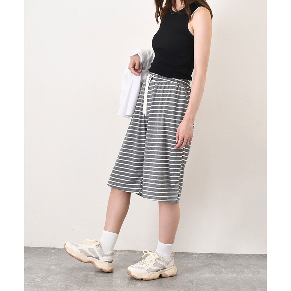 リアルスタイル REAL STYLE ハーフパンツ レディース 夏 秋 部屋着 ルームウェア 膝丈 ボトムス 半ズボン 短パン ボーダー ポケット おしゃれ カジュアル スポーツ （グレー） グレー