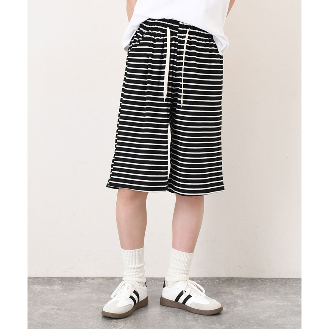 リアルスタイル REAL STYLE ハーフパンツ レディース 夏 秋 部屋着 ルームウェア 膝丈 ボトムス 半ズボン 短パン ボーダー ポケット おしゃれ カジュアル スポーツ （グレー） グレー