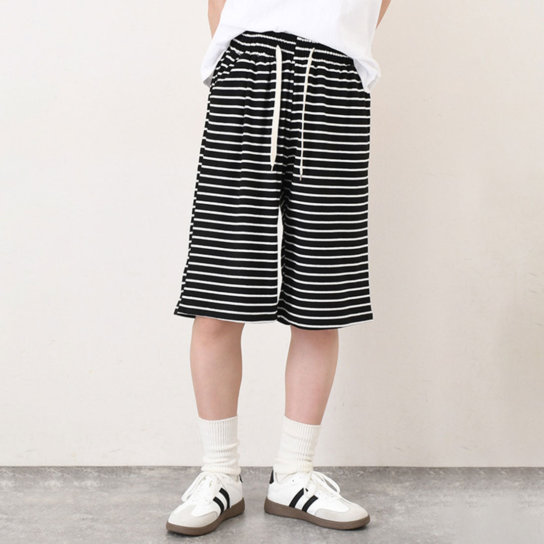 リアルスタイル REAL STYLE ハーフパンツ レディース 夏 秋 部屋着 ルームウェア 膝丈 ボトムス 半ズボン 短パン ボーダー ポケット おしゃれ カジュアル スポーツ （ブラック） ブラック