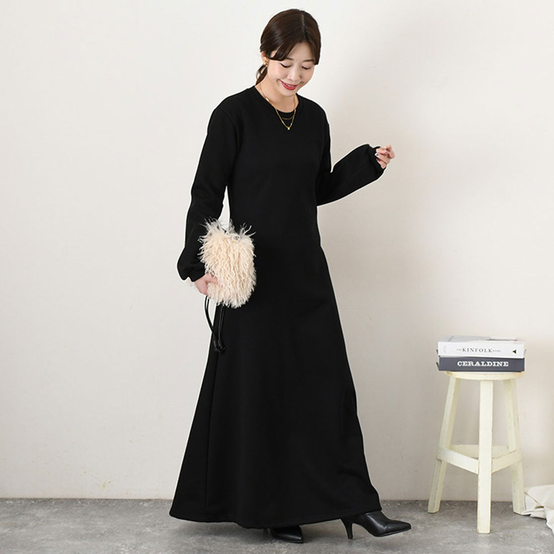 リアルスタイル REAL STYLE ワンピース レディース マキシ 高身長 ロング 長袖 冬 裏起毛 厚手 スウェット スエット 暖かい 防寒 カジュアル 部屋着 ルームウェア 韓国ファッション チンチャコリア （ブラック） ブラック