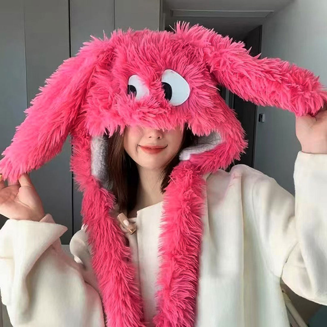 リアルスタイル REAL STYLE バラクラバ 帽子 レディース 防寒 冬 あったか 耳当て キャップ ハット 耳付き コスプレ 仮装 被り物 ボア フェイクファー 垂れ耳 目玉 （ピンク） ピンク