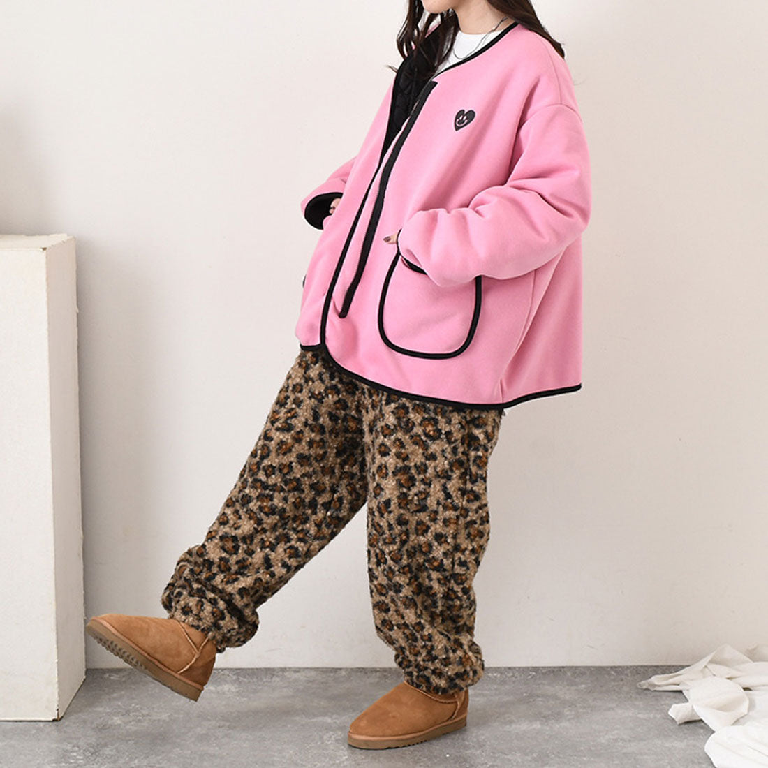 リアルスタイル REAL STYLE ジョガーパンツ レディース 秋 冬 裏起毛 ボア ブークレ レオパード 防寒 あったか おしゃれ 部屋着 ウエストゴム ボトムス 長ズボン 韓国ファッション チンチャコリア （グレー） グレー