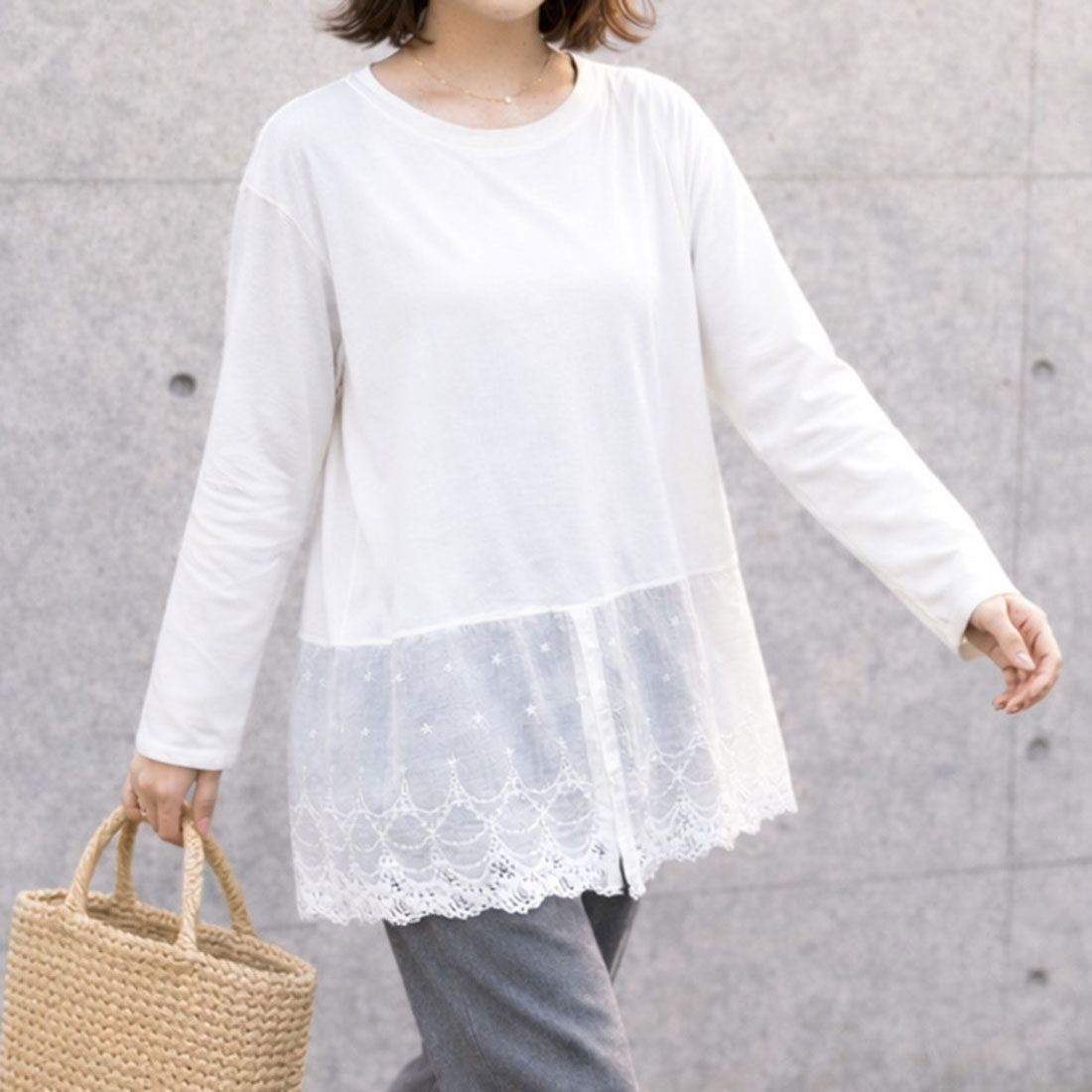 リアルスタイル REAL STYLE カットソー レディース 長袖 裾レース ドッキング 春 トップス チュニック ゆったり 大きいサイズ 付け裾 レイヤード風 重ね着風 おしゃれ （オフホワイト） オフホワイト