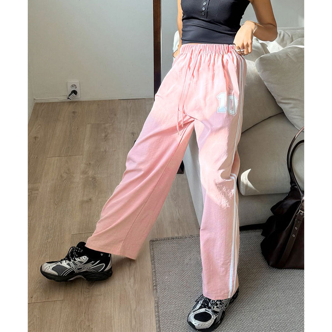 リアルスタイル REAL STYLE ワイドパンツ レディース 春 夏 涼しい 薄手 サイドライン 速乾 ボトムス 長ズボン ゆったり 軽量 ウエストゴム ラフ 韓国 部屋着 （ピンク） ピンク