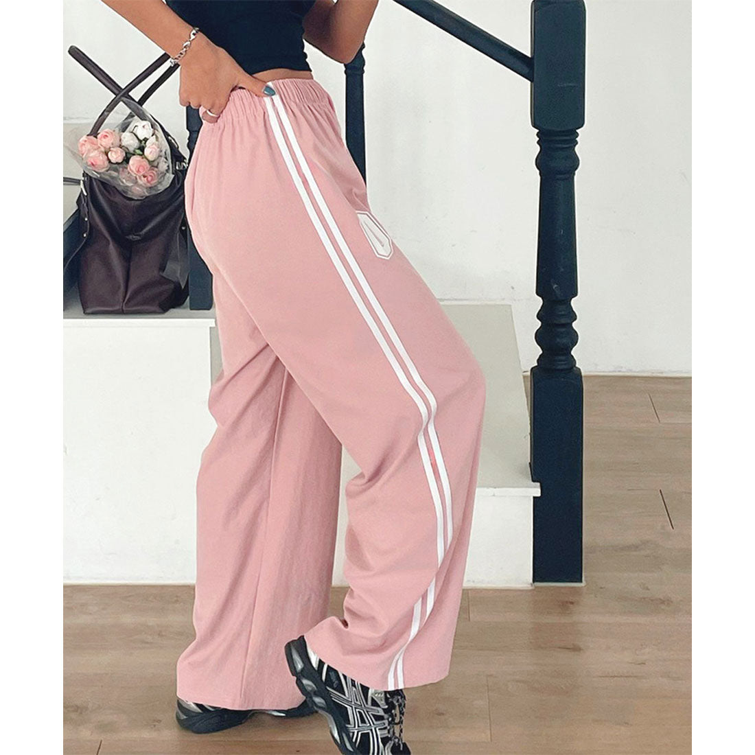 リアルスタイル REAL STYLE ワイドパンツ レディース 春 夏 涼しい 薄手 サイドライン 速乾 ボトムス 長ズボン ゆったり 軽量 ウエストゴム ラフ 韓国 部屋着 （ピンク） ピンク