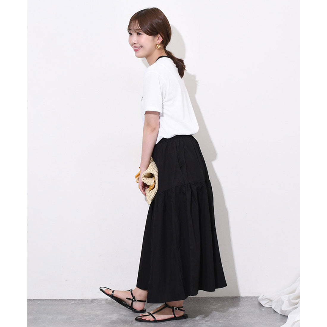 リアルスタイル REAL STYLE Tシャツ カットソー レディース 半袖 フレンチスリーブ 薄手 春 夏 コットン 綿 ロゴ トップス インナー 白 黒 定番 丸首 シンプル 韓国ファッション チンチャコリア （ホワイト） ホワイト