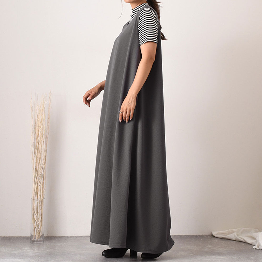 リアルスタイル REAL STYLE ワンピース レディース  マキシ ロング エンボス ノースリーブ 速乾 体型カバー 無地 高身長