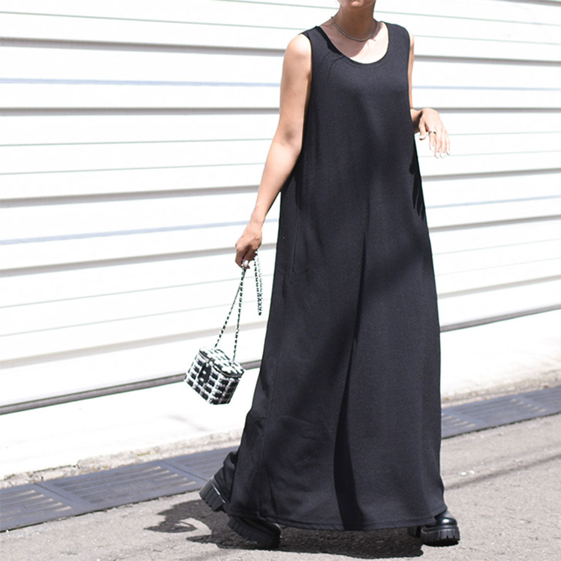 リアルスタイル REAL STYLE ワンピース レディース  マキシ ロング エンボス ノースリーブ 速乾 体型カバー 無地 高身長