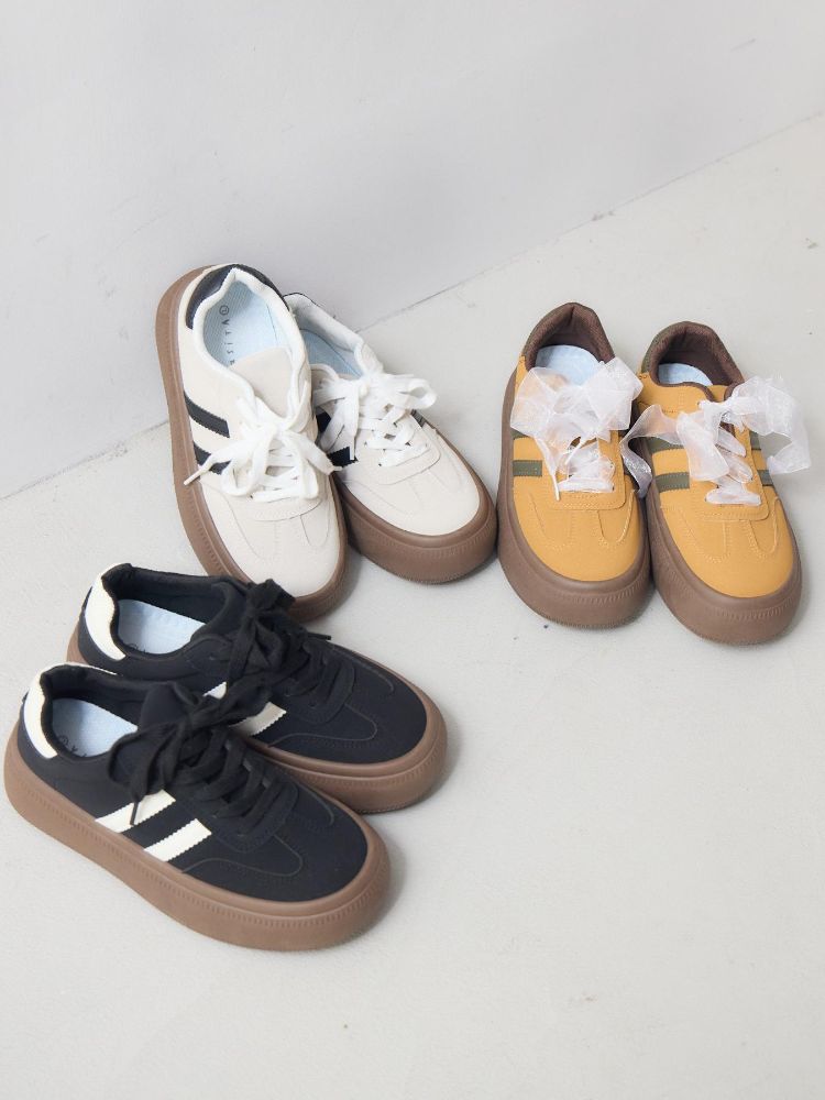 レトロガール RETRO GIRL カスタムラインスニーカー （WHT2） WHT2