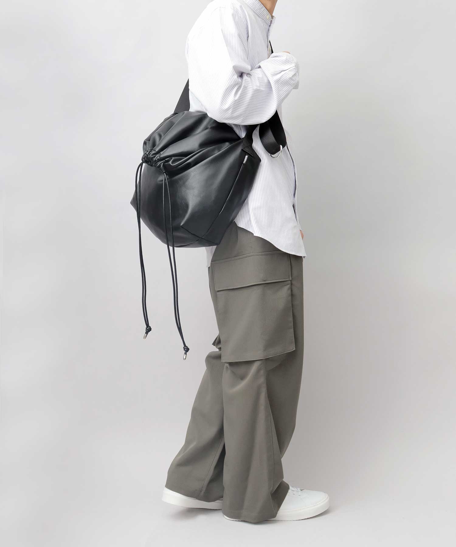 REGiSTA Drawstring Bag Shoulder Bag Synthetic Leather Plain Black