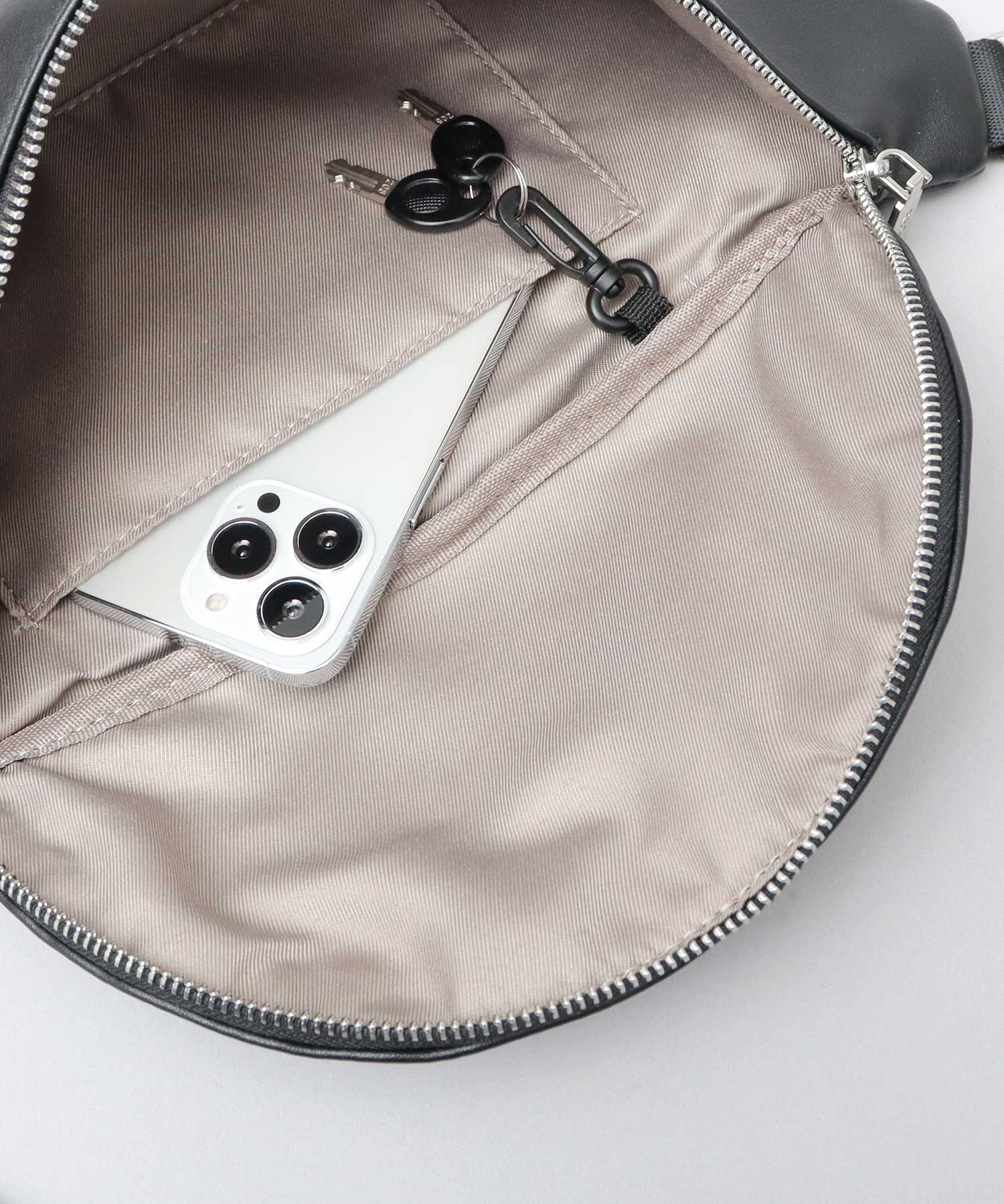 REGiSTA Waist Bag Waist Pouch Cowhide Leather