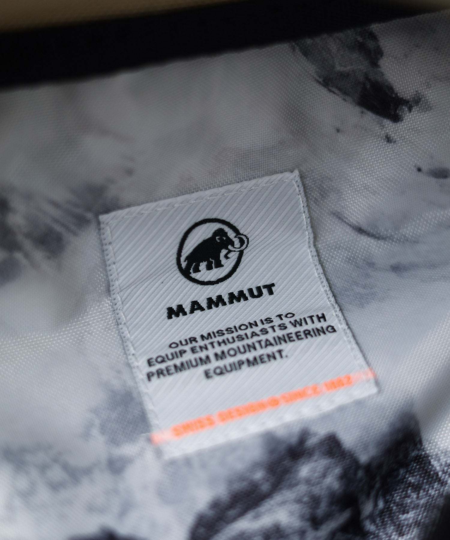 エーアールエムジー ar/mg 【66】【XeronClassicWaistp】【MAMMUT】Xeron Classic Waistpack （ベージュ） ベージュ