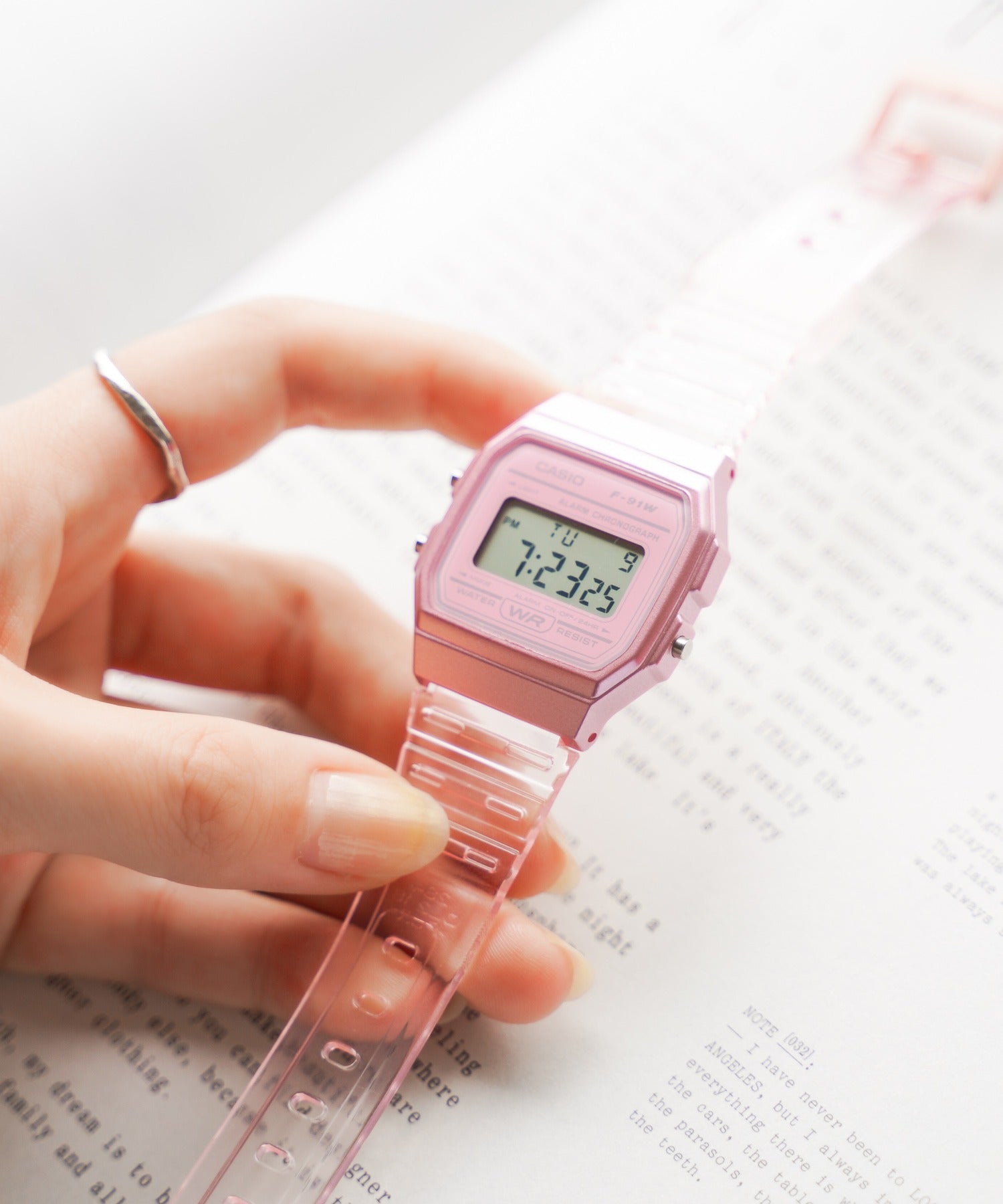 AR/MG 【60】【1602005045】【CASIO】 Clear Digital