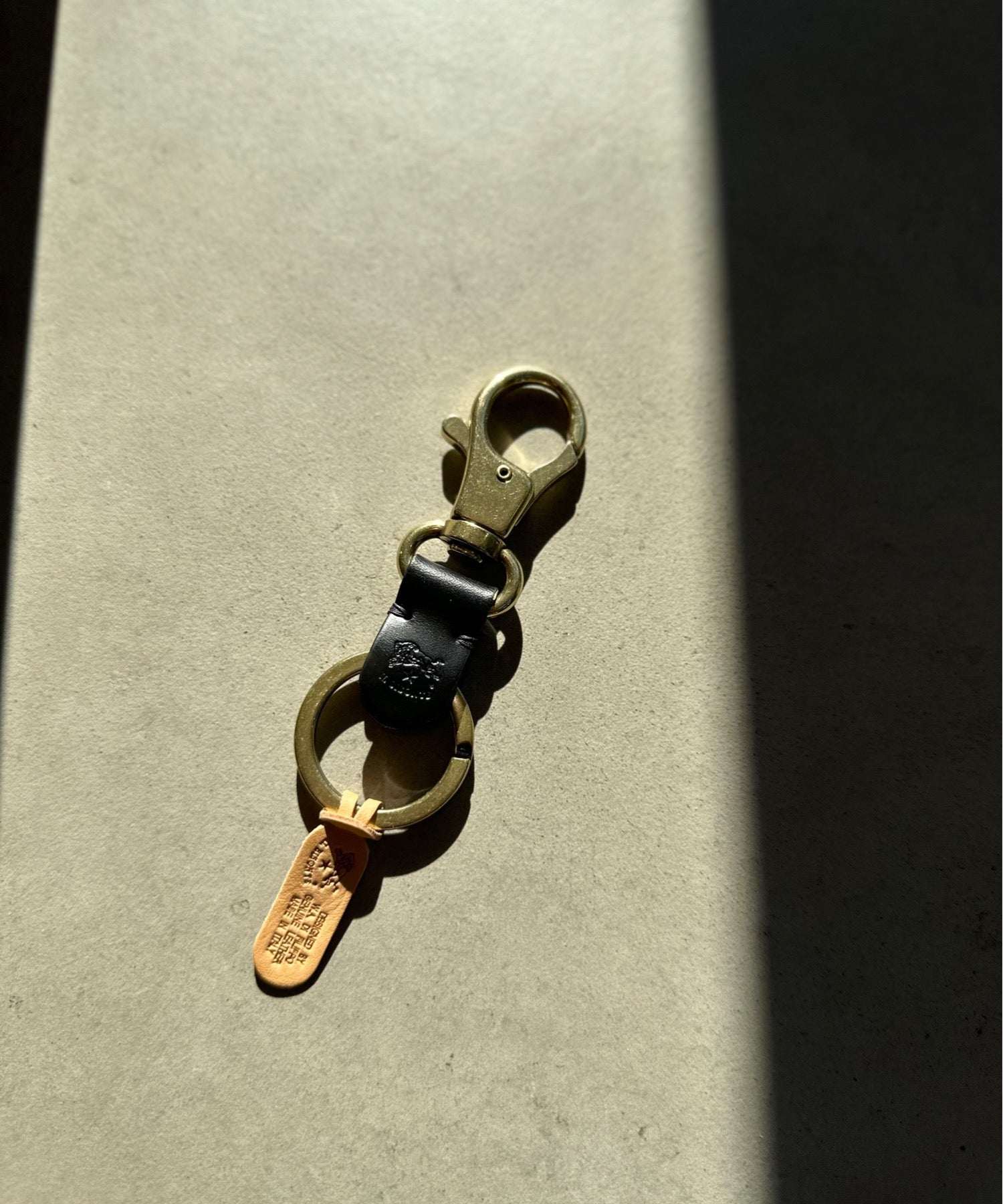 エーアールエムジー ar/mg IL BISONTE / イルビゾンテ / レザーキーリング COWHIDE KEYRING / SKH016 （ブラック） ブラック