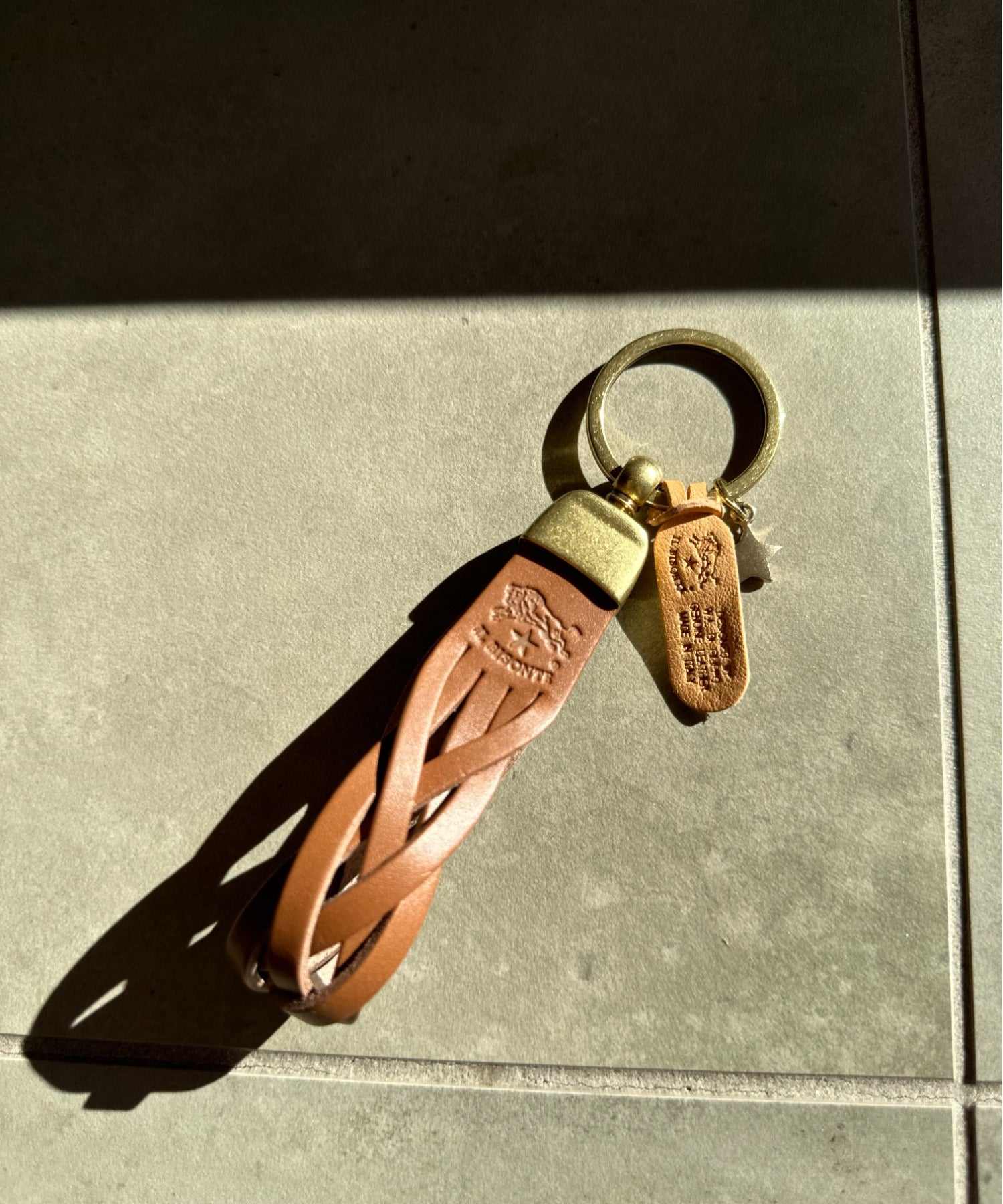 エーアールエムジー ar/mg IL BISONTE / イルビゾンテ / レザーキーリング COWHIDE KEYRING / SKH040 （チョコ） チョコ