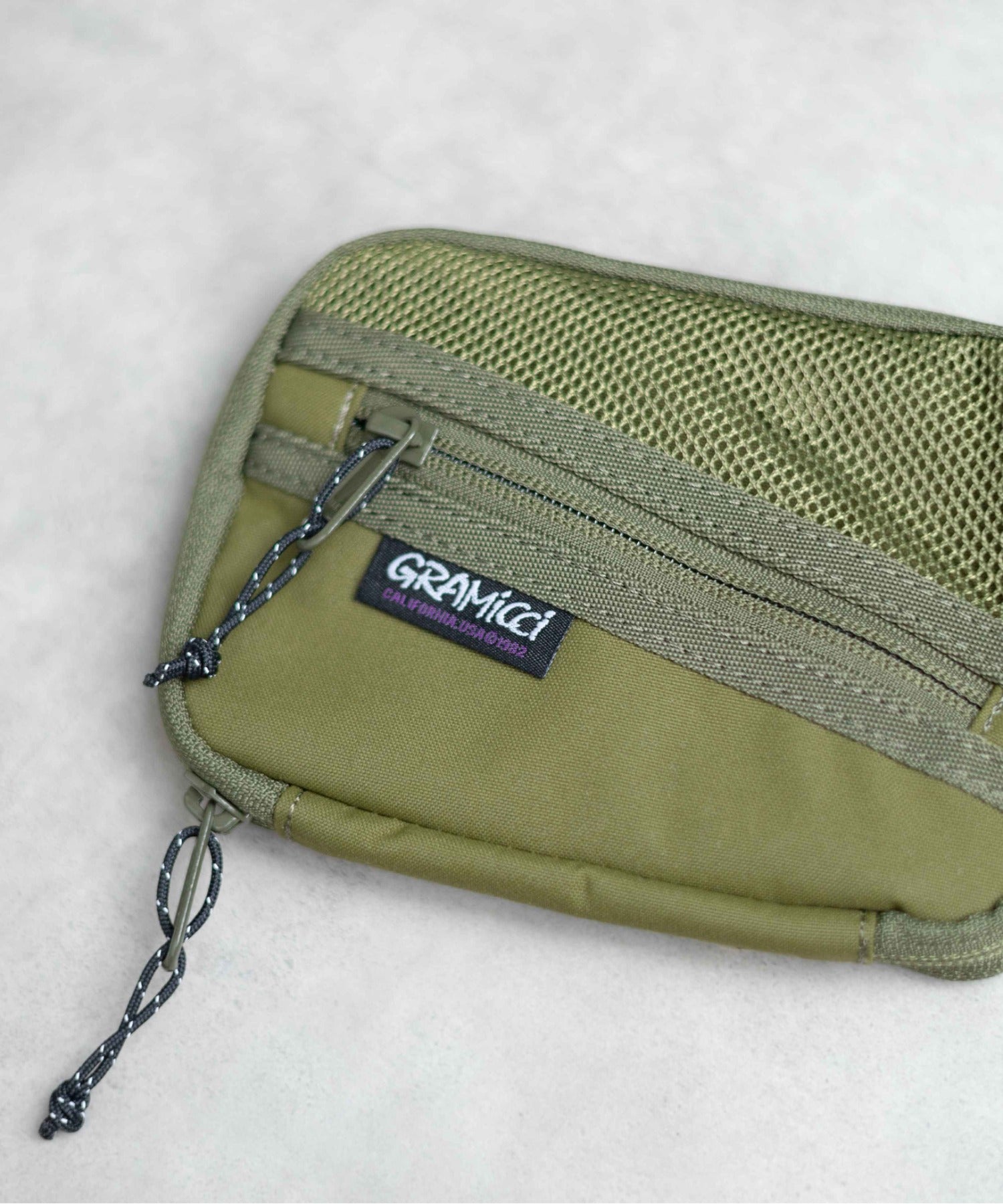 エーアールエムジー ar/mg GRAMICCI CORDURA WALLET （オリーブ） オリーブ