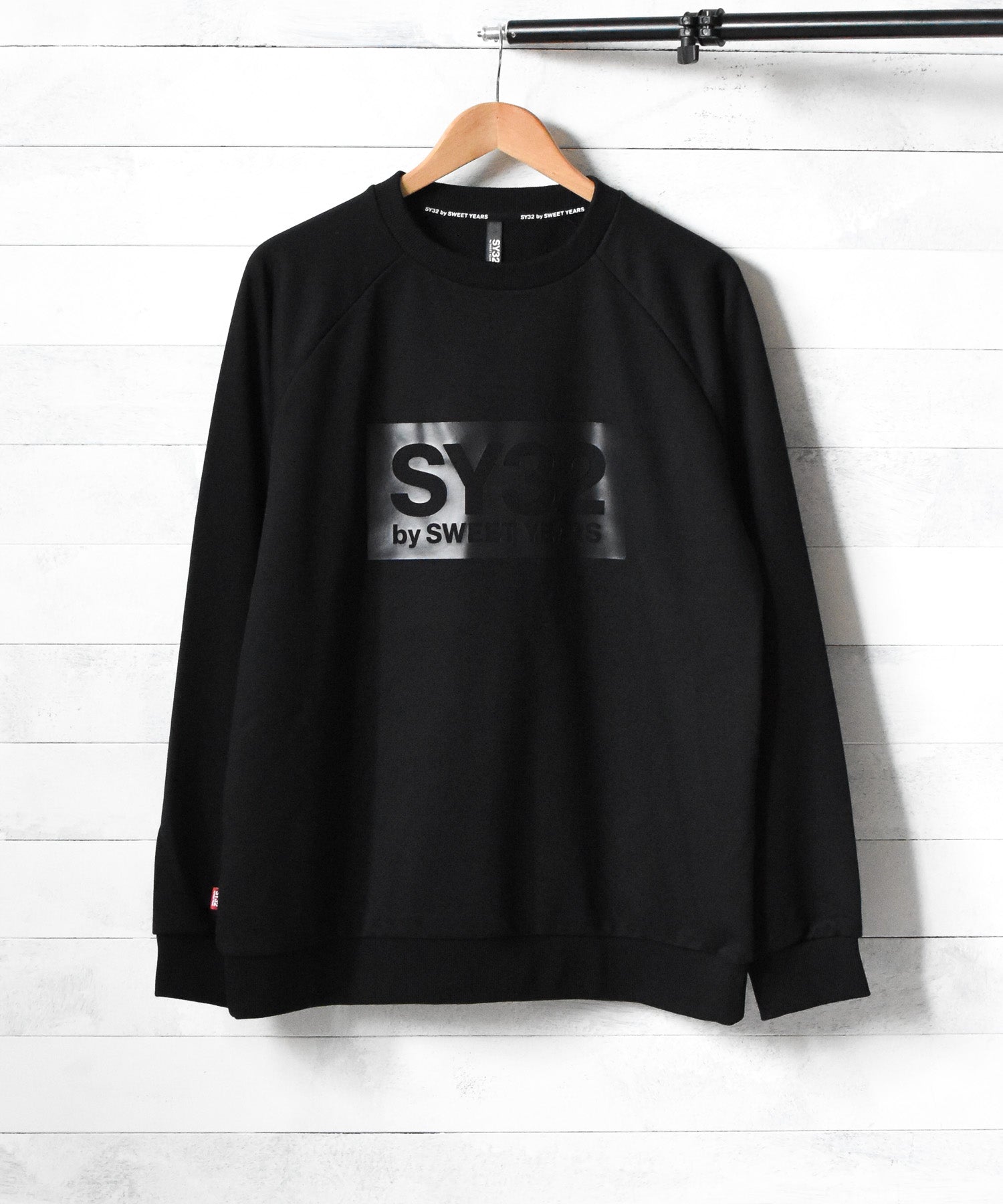 AR/MG 【73】【TNS1705-2】【it】【SY32 by SWEET YEARS】REGULAR P/O CREW
