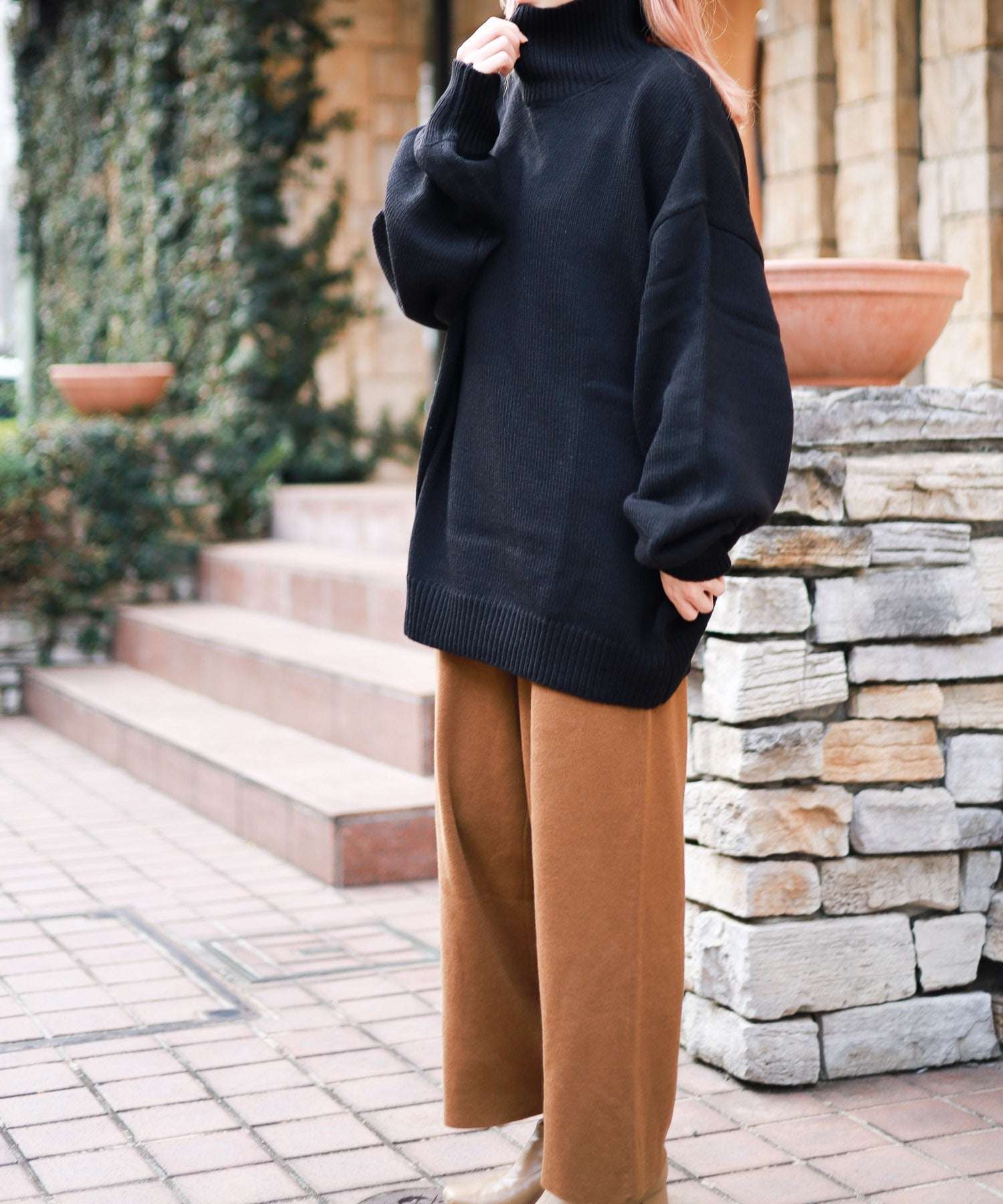 AR-MG Bling Leads 5 Gauge Oversized High Neck Knit