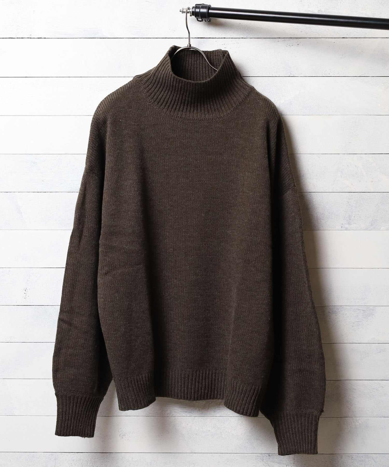 AR-MG Bling Leads 5 Gauge Oversized High Neck Knit