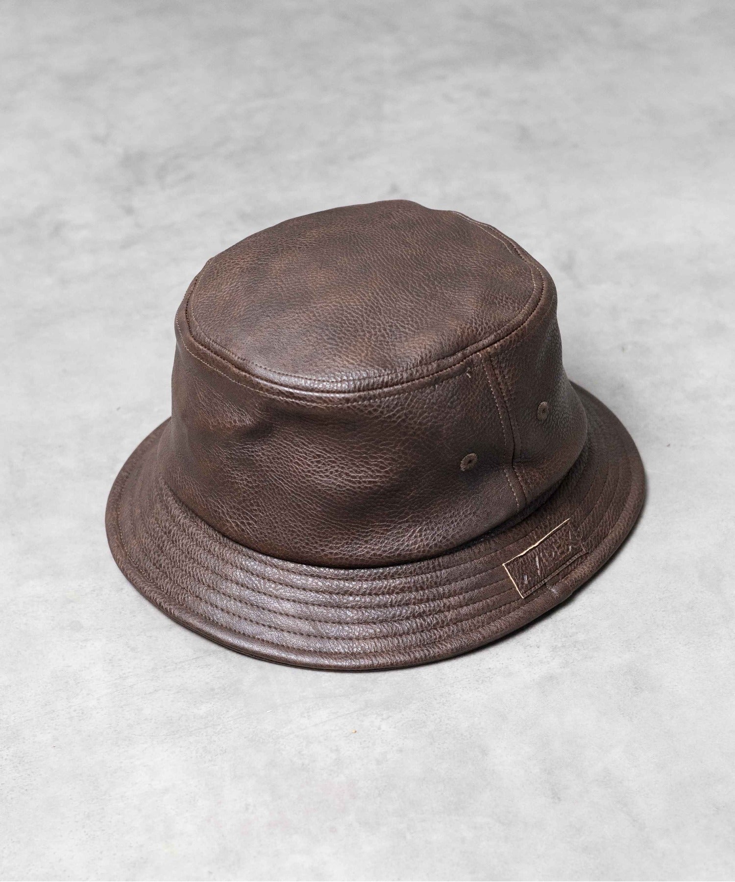 エーアールエムジー ar/mg  AVIREX SYNTHETIC LEATHER BUCKET HAT （ブラウン） ブラウン