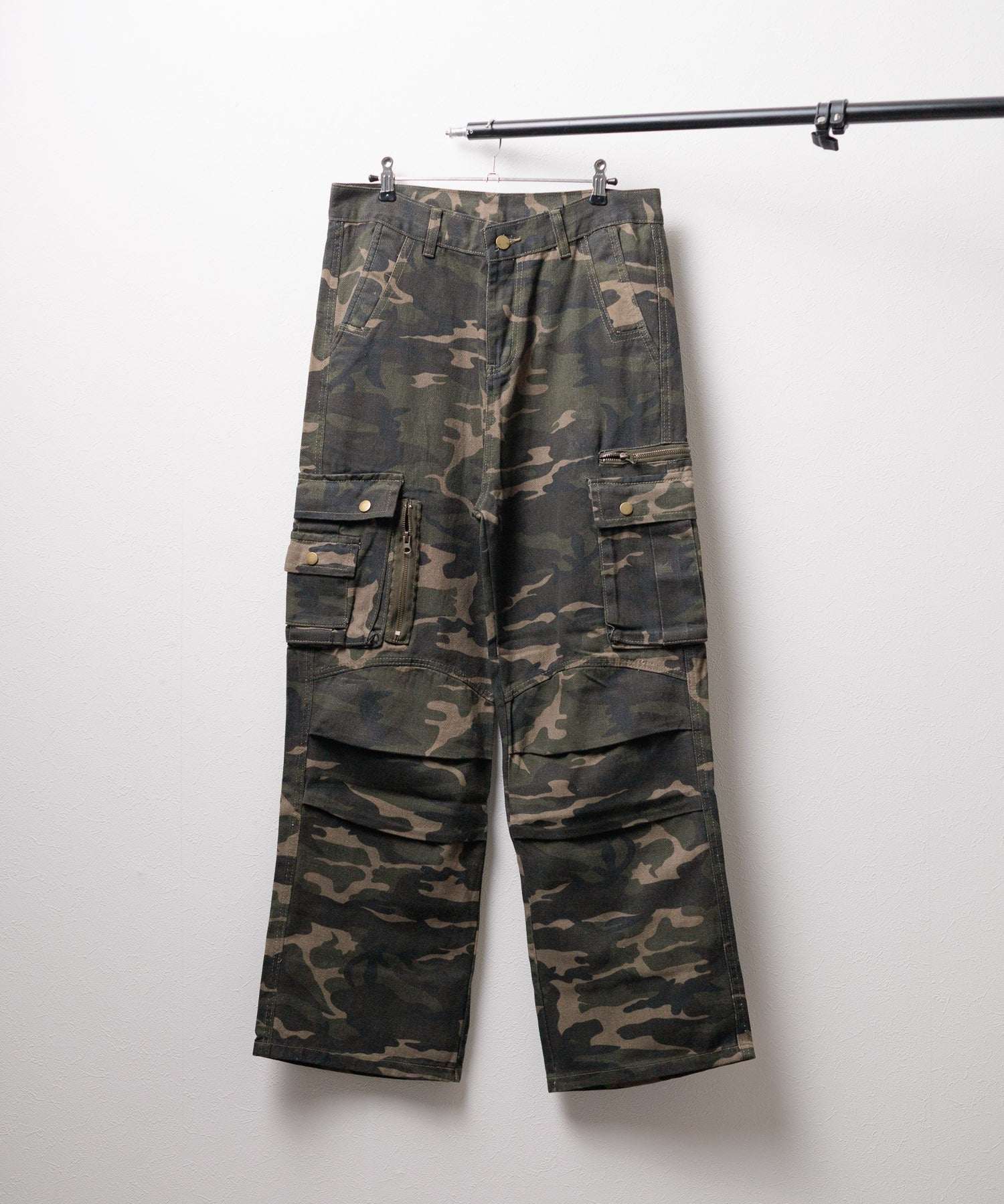 エーアールエムジー ar/mg 【JNF24001】カモフラージュ迷彩 ワイドカーゴパンツ （カモフラージュ） カモフラージュ