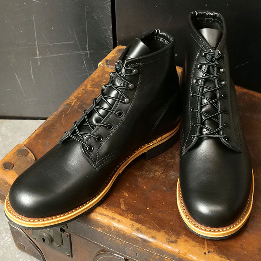 レッドウィング RED WING BECKMAN BOOTS ブラック・エクスカリバー [9423]