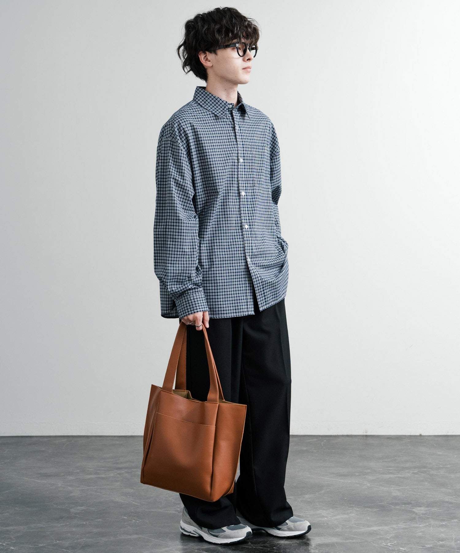 ロッキーモンロー Rocky Monroe トートバッグ 肩掛け ポーチ メンズ レディース フェイクレザー PU 合成皮革 ショルダー 手提げ サブ 鞄 A4収納 モード シンプル 14772 （ベージュ） ベージュ