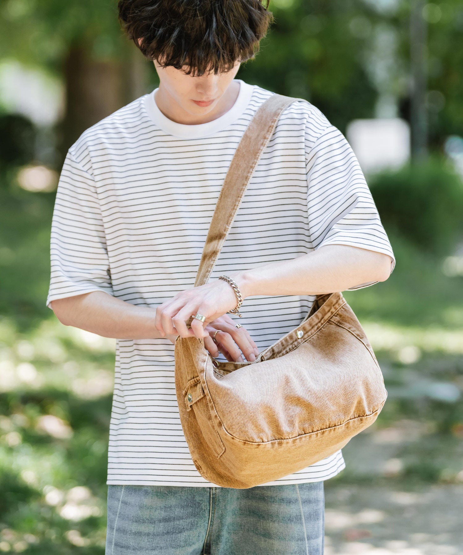 ロッキーモンロー Rocky Monroe ショルダーバッグ メンズ レディース 綿 コットン ワンハンドル B5 通勤 通学 シンプル 無地 ケミカルウォッシュ ヴィンテージライク 斜め掛け 14770 （ブラウン） ブラウン