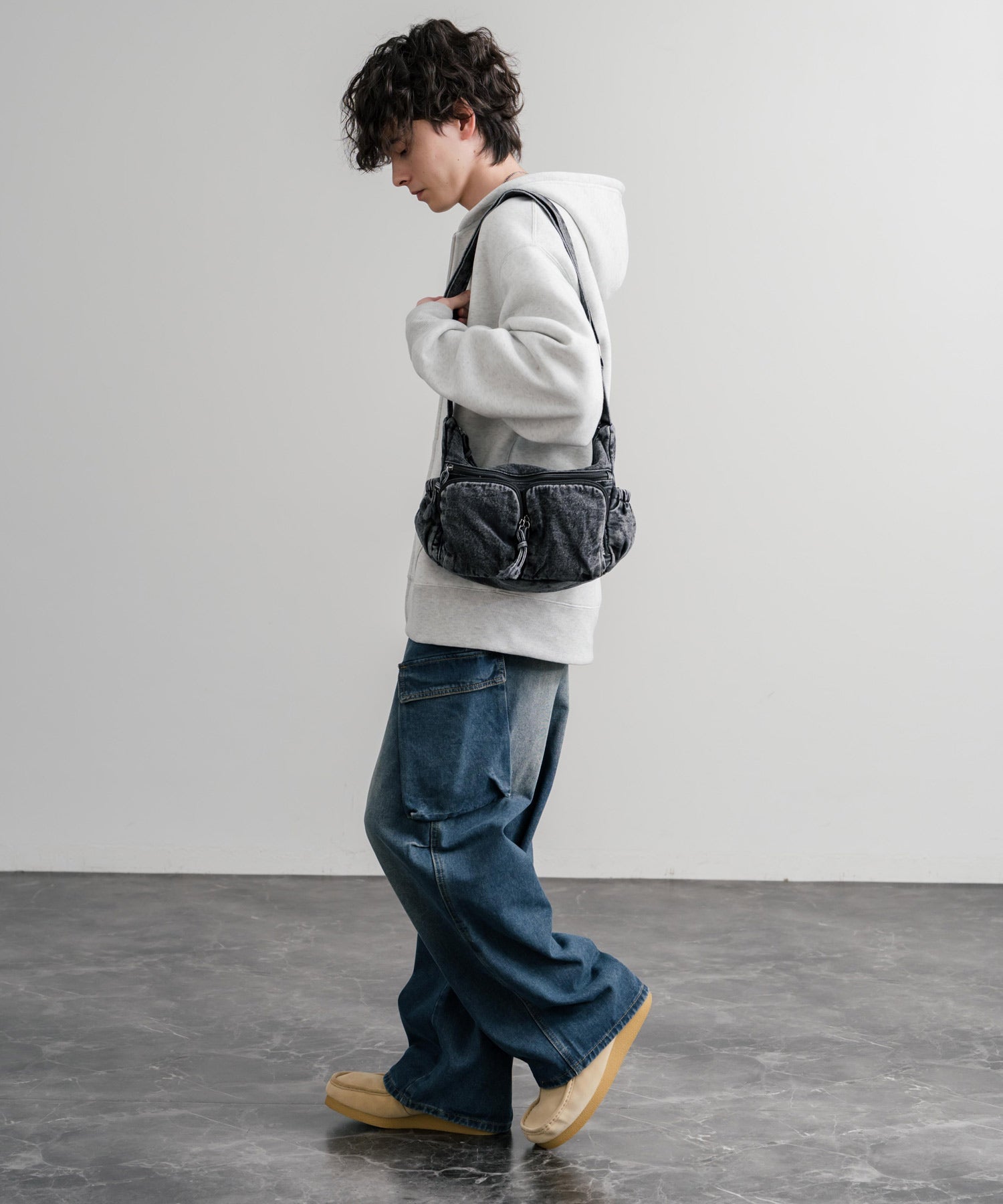 ロッキーモンロー Rocky Monroe ショルダーバッグ ヴィンテージ メンズ レディース 綿 コットン B5 通勤 通学 シンプル 無地 デニム 斜め掛け 肩かけ ライブ お出かけ 15507 （ブルー） ブルー