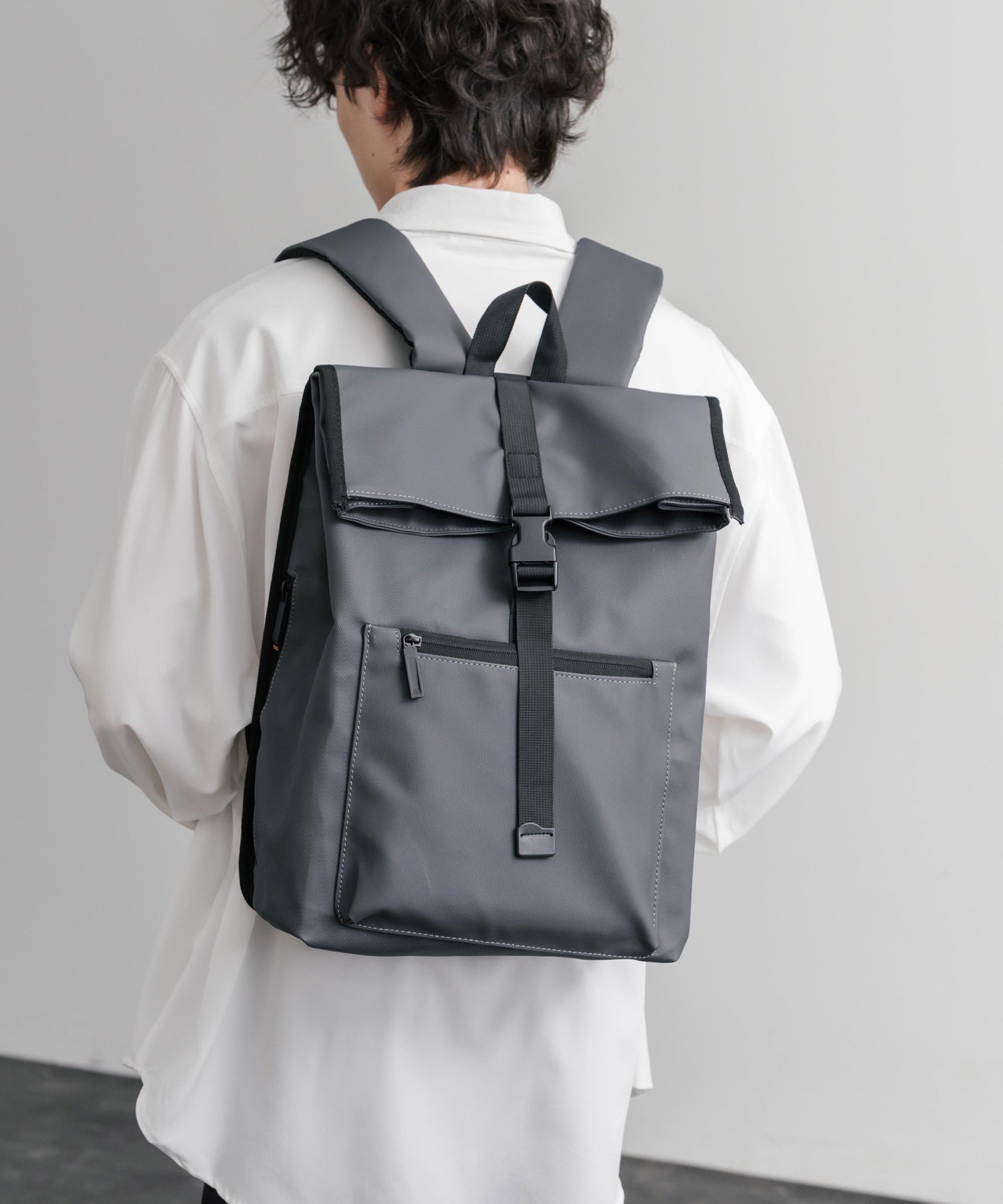 ロッキーモンロー Rocky Monroe デイパック バックパック リュック ロールトップ メンズ レディース 鞄 A4収納 大容量 カジュアル ストリート シンプル スポーツ アウトドア 15512 （ブラック） ブラック