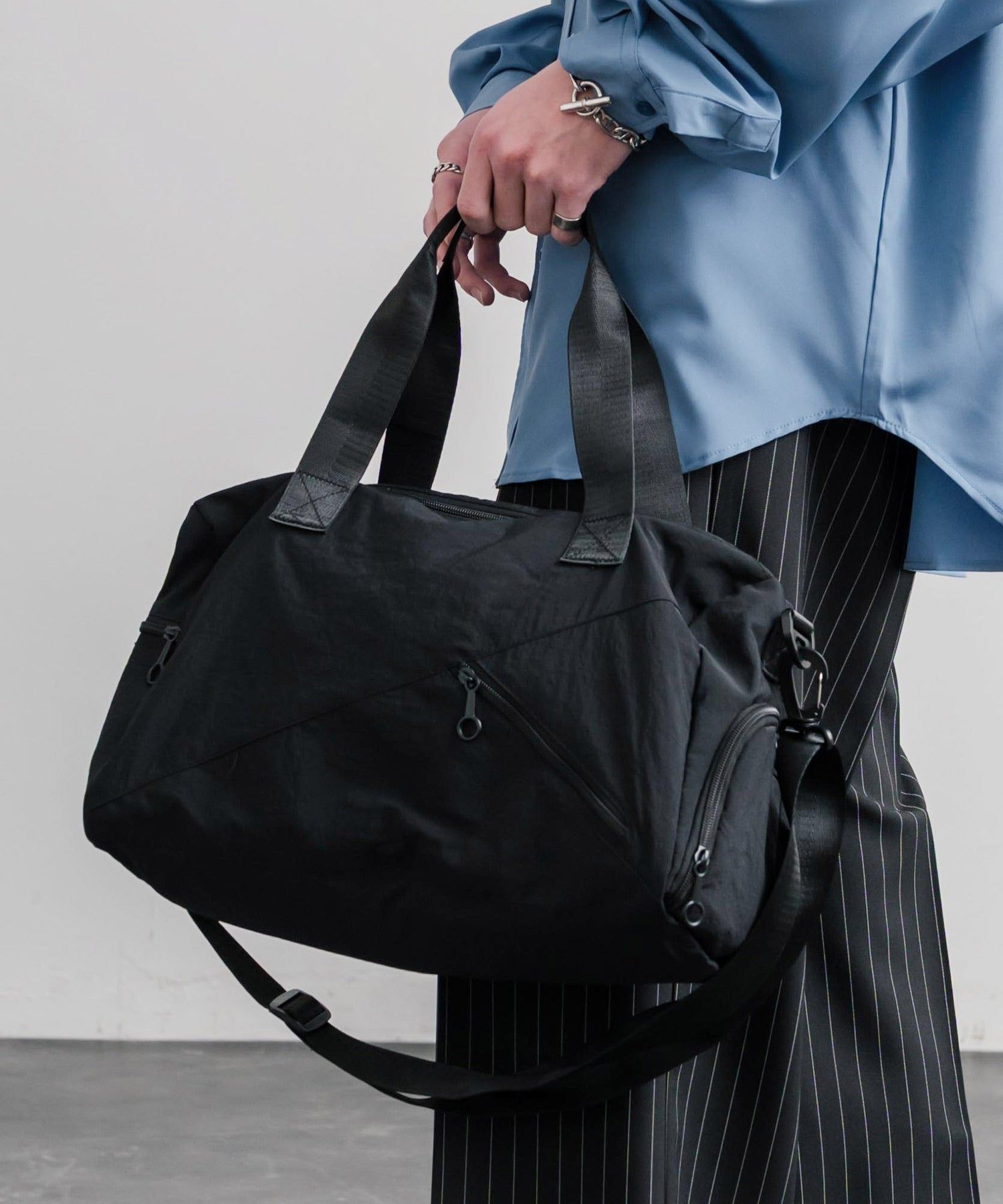 ロッキーモンロー Rocky Monroe ボストンバッグ 2WAY ショルダー ハンドル 大容量 メンズ レディース サブ キャリーオンベルト 肩掛け 斜め掛け 鞄 A4 軽量 無地  15508 （グリーン） グリーン