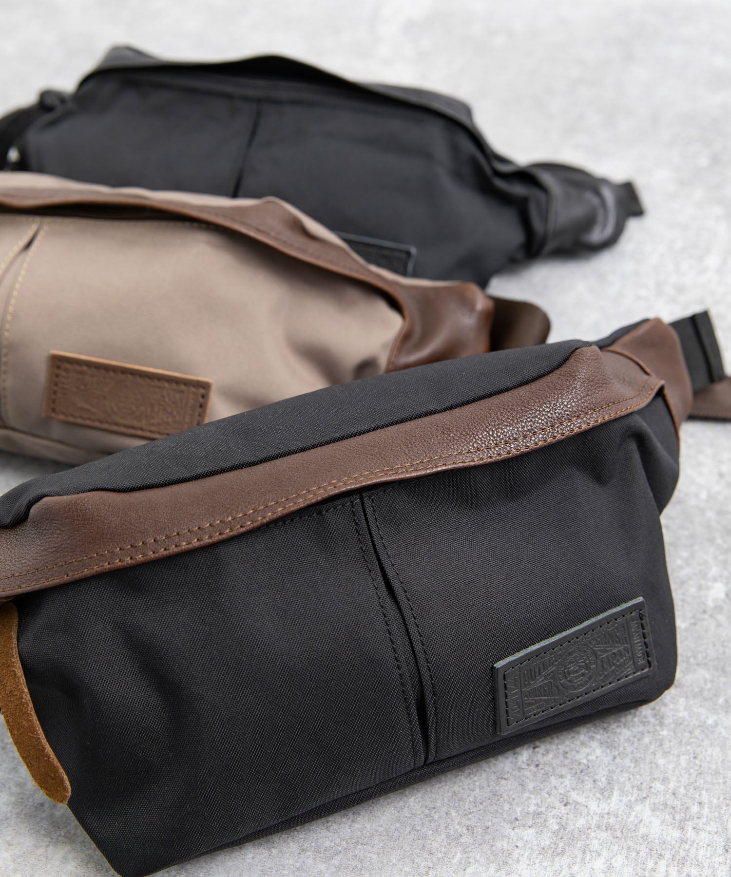 ロッキーモンロー Rocky Monroe ヒップバッグ メンズ レディース ボディ ウエスト ショルダー コーデュラ 大容量 レザー 本革 シンプル カジュアル ギフト プレゼント 日本製 国産 斜め掛