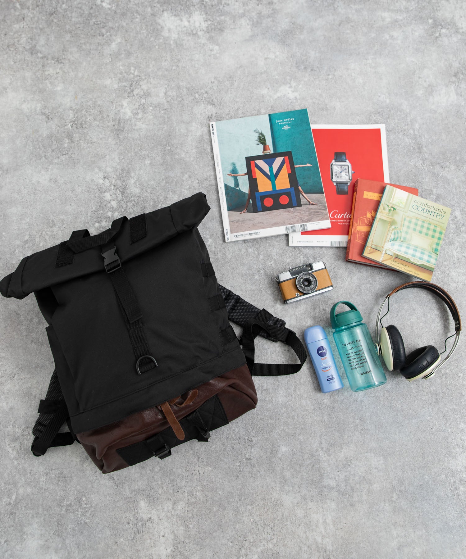 ロッキーモンロー Rocky Monroe リュック バックパック メンズ バッグ 鞄 大容量 本革 牛革 レザー コーデュラ610P ロールトップ カジュアル アウトドア 旅行 通勤 通学 日本製 国産 （ブラック） ブラック