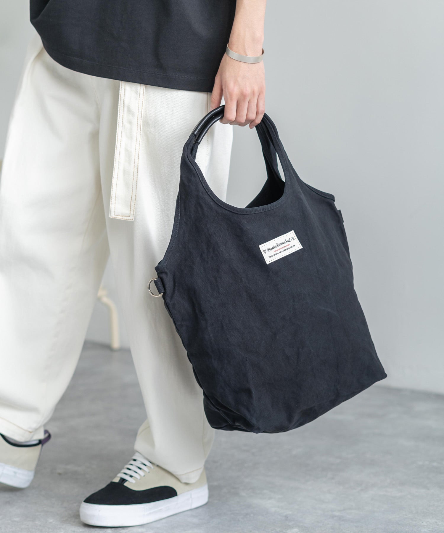 ロッキーモンロー Rocky Monroe ショルダーバッグ トートバッグ メンズ 鞄 手提げ 肩掛け 牛革 キャンバス 大容量 A4 2WAY カジュアル 無地 シンプル 6号帆布 レザー 反応染め 通 （ブラック） ブラック