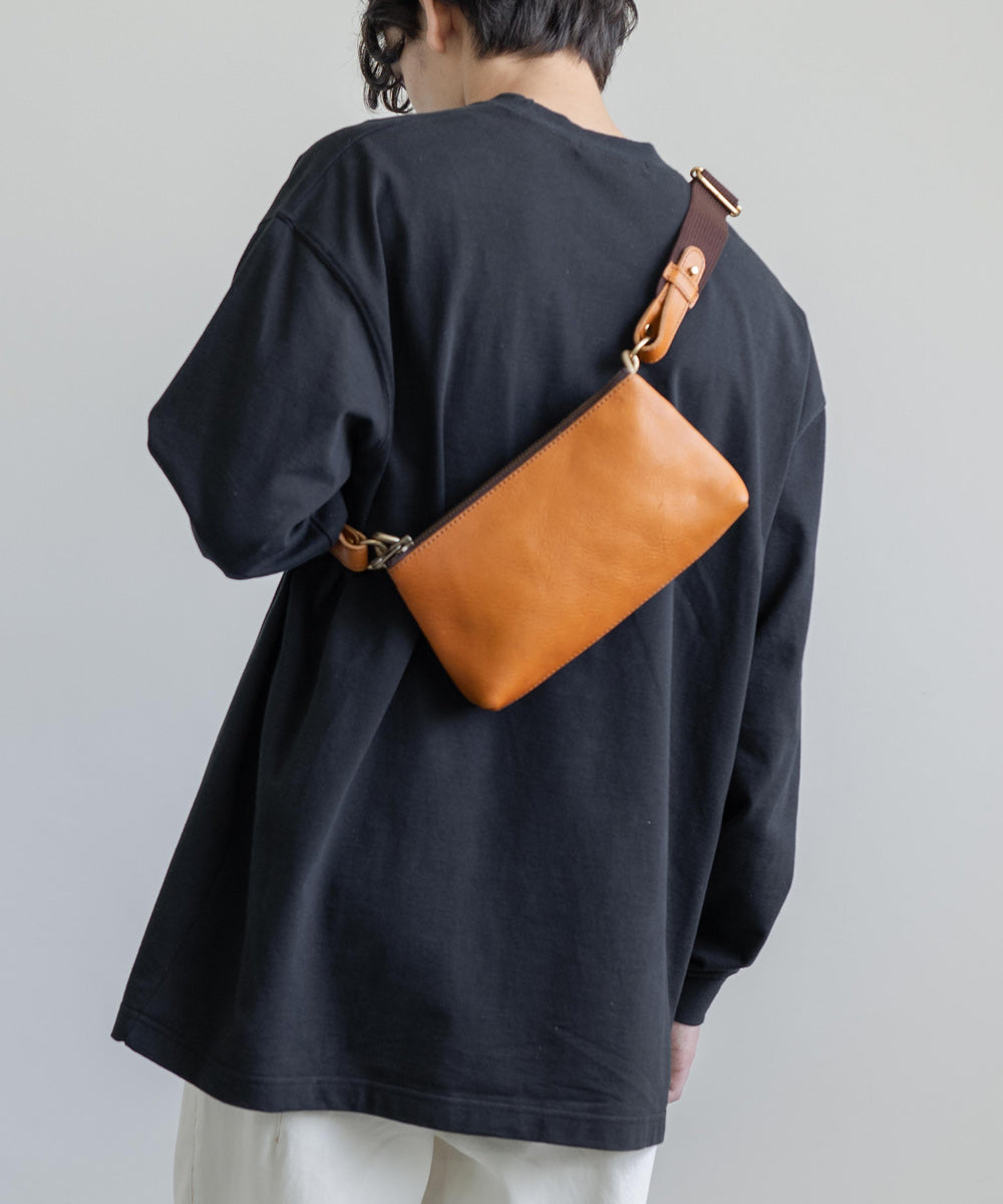 ロッキーモンロー Rocky Monroe ショルダーバッグ メッセンジャー ミニ メンズ 本革 牛革 タンニングレザー ヌメ革 斜めがけ 鞄 2WAY ポーチ クラッチ ボディ クーリエ ワンショルダー