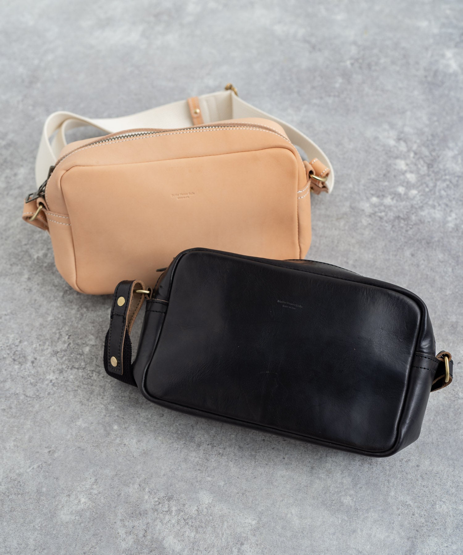 ロッキーモンロー Rocky Monroe ショルダーバッグ メンズ 本革 ヌメ革 栃木レザー HORWEEN 斜めがけ 鞄 ミニ ボディバッグ 2WAY ポーチ クラッチ ワンショルダー スクエア 軽量