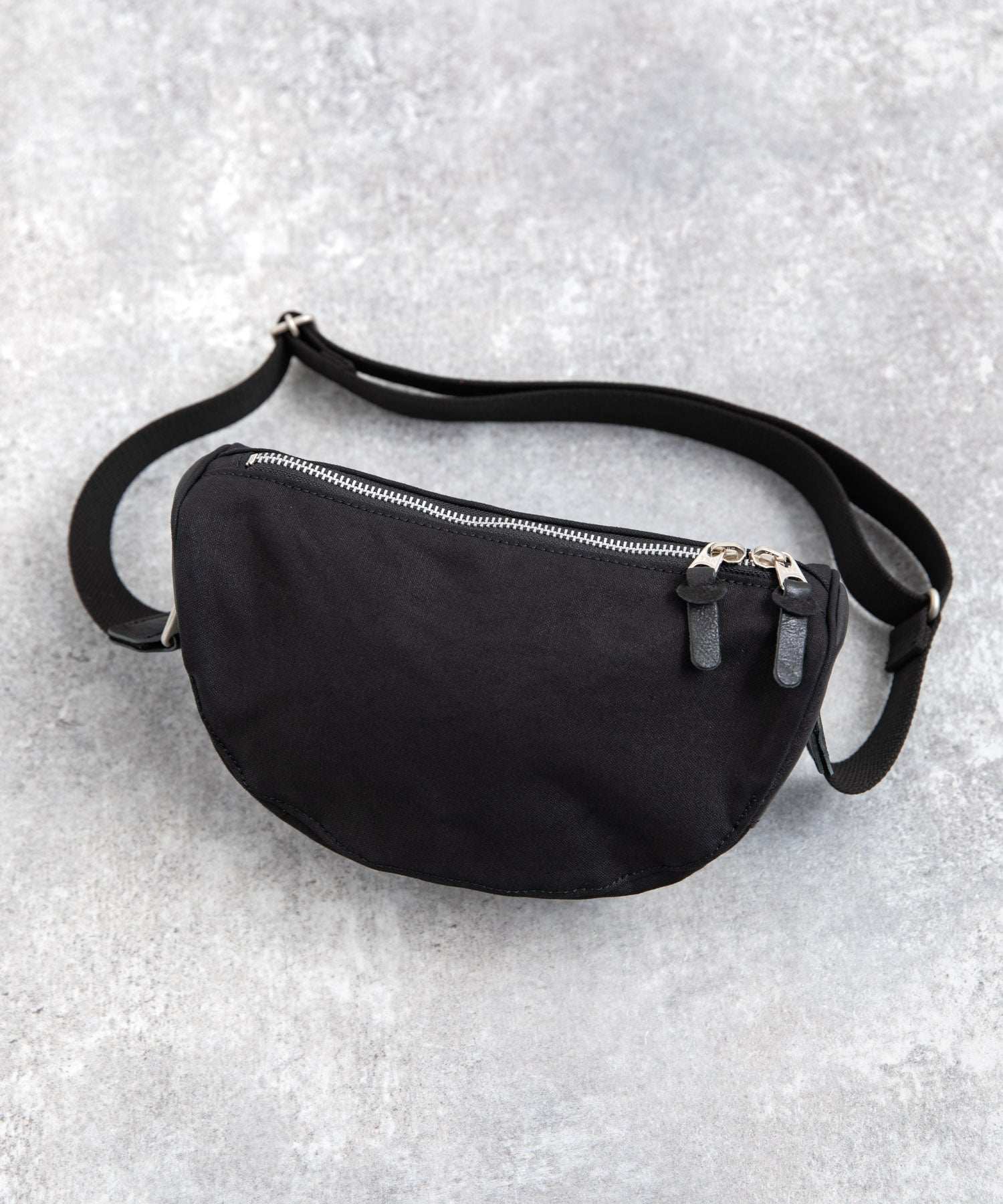 ロッキーモンロー Rocky Monroe ショルダーバッグ メンズ レディース レザー 日本製 斜め掛け 国産 10号キャンバス 撥水 パラフィン ミニサイズ ポーチ 肩がけ 本革 牛革 フェス お出か （ベージュ） ベージュ