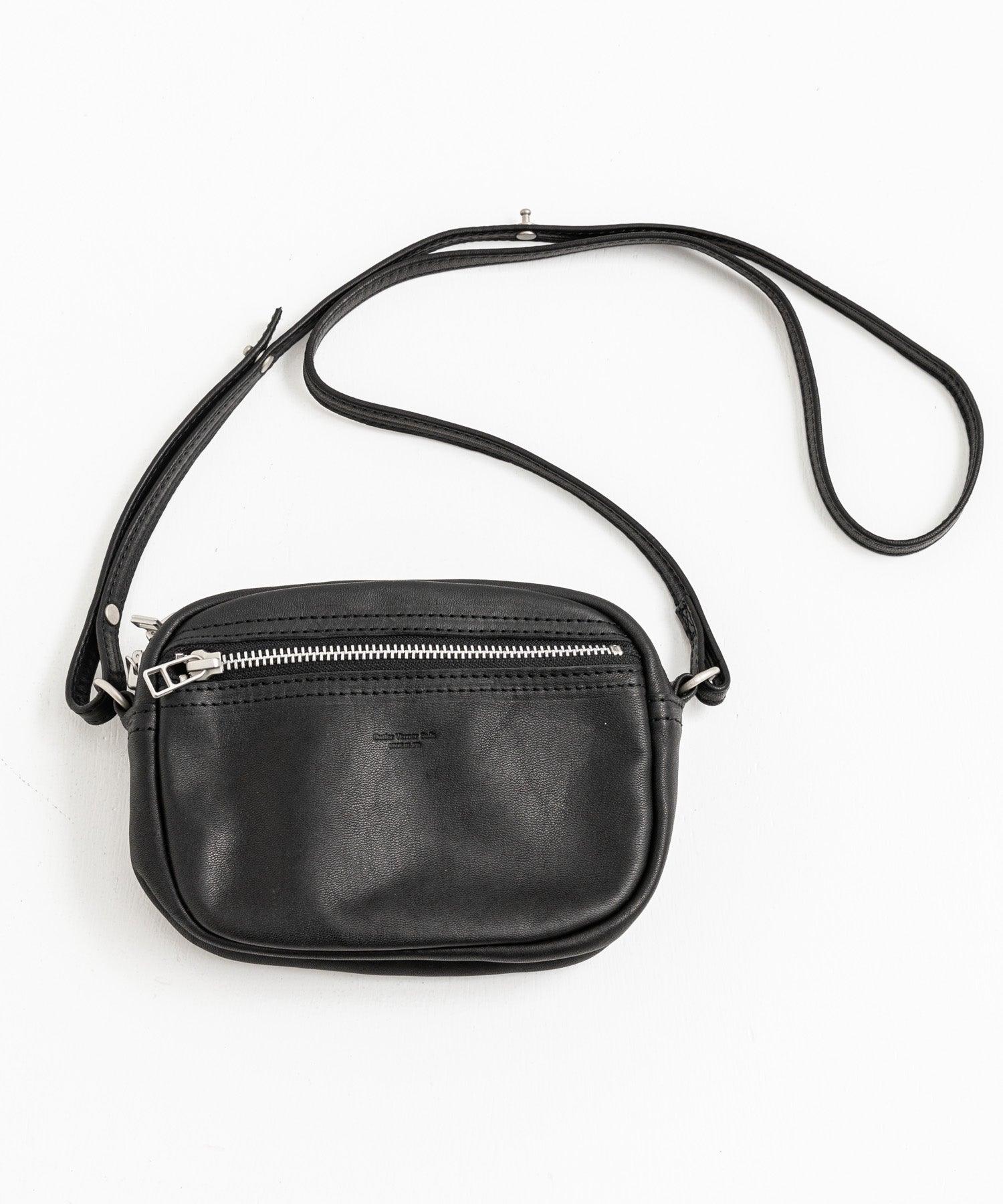 ロッキーモンロー Rocky Monroe ショルダーバッグ メンズ レディース 馬革 皮 ホースレザー 鞄 サコッシュ コンパクト お出かけ レジャー プレゼント ギフト 斜め掛け 肩掛け シンプル 日
