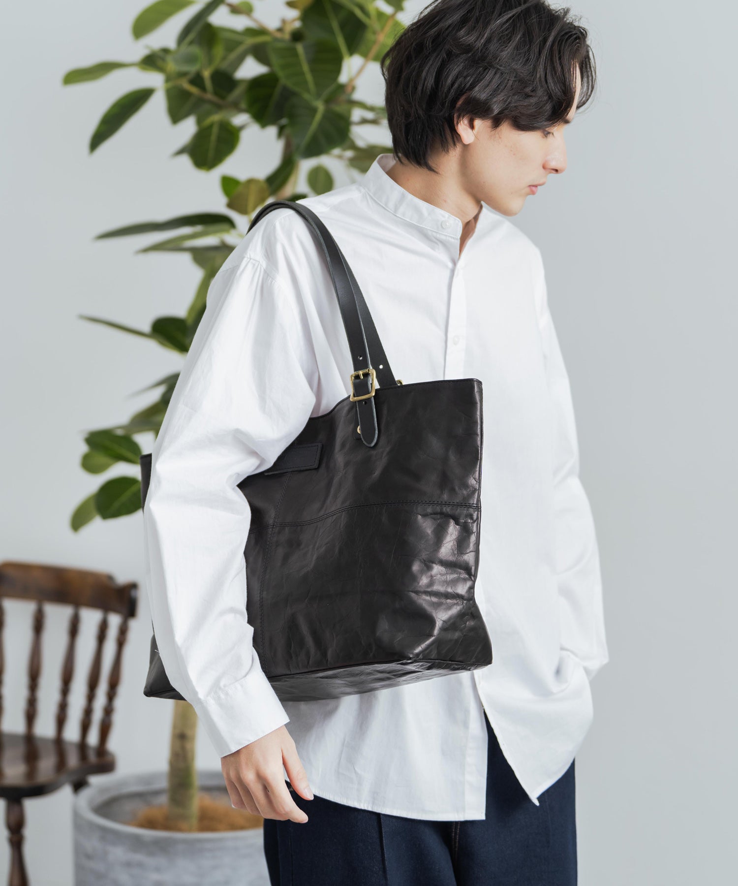 Rocky Monroe Big Tote Bag Men Women Horse Leather Genuine Leather Handheld Simple Pull-Up Outing Business Gift Made in Japan Domestic Butler Ve