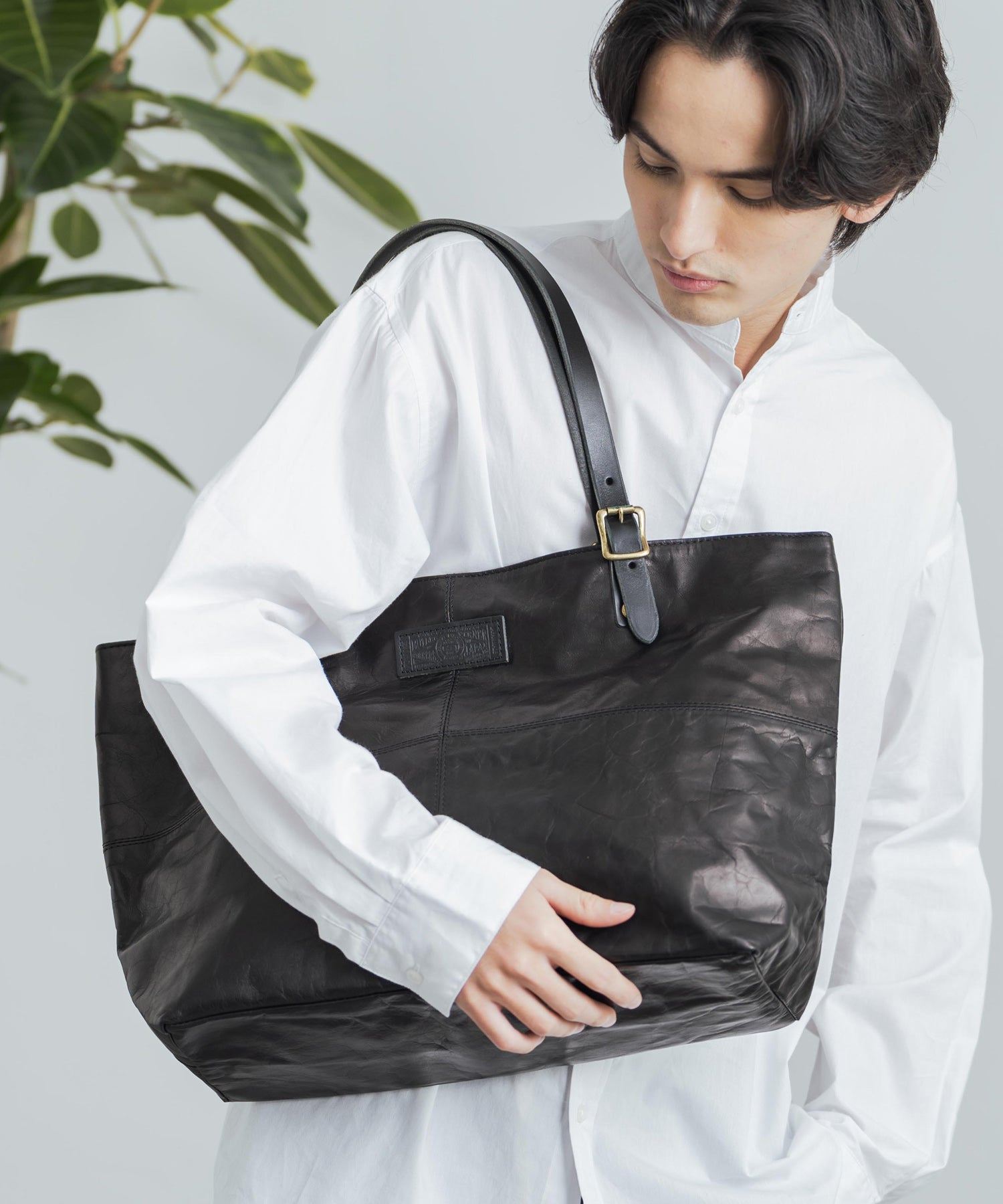 Rocky Monroe Big Tote Bag Men Women Horse Leather Genuine Leather Handheld Simple Pull-Up Outing Business Gift Made in Japan Domestic Butler Ve