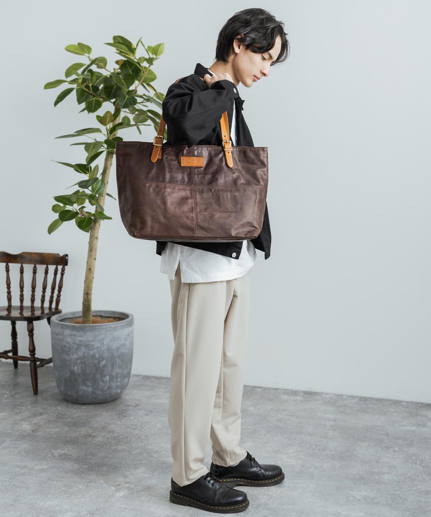 Rocky Monroe Big Tote Bag Men Women Horse Leather Genuine Leather Handheld Simple Pull-Up Outing Business Gift Made in Japan Domestic Butler Ve
