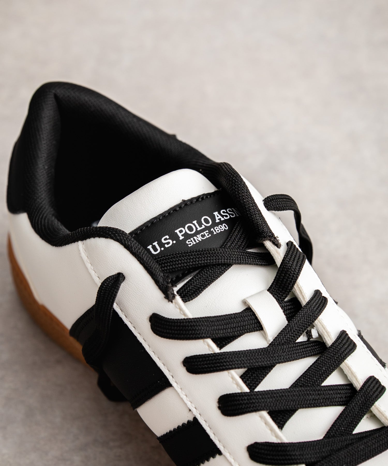 ロッキーモンロー Rocky Monroe スニーカー 厚底 メンズ レディース 紐靴 ロゴ フェイクレザー PU 合成皮革 ボリュームソール ローカット U.S. POLO ASSN. 14932 （ブラック） ブラック