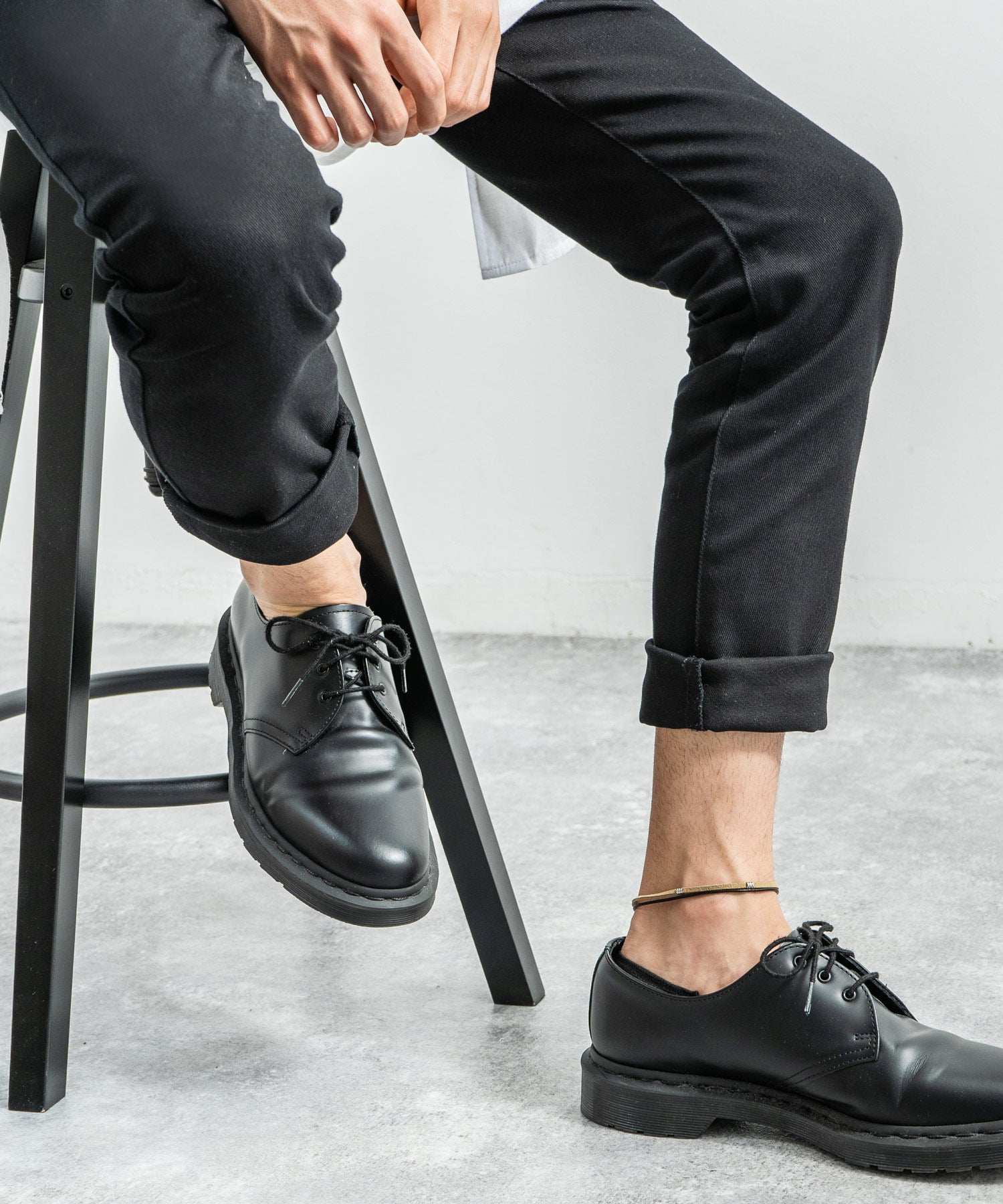ロッキーモンロー Rocky Monroe アンクレット ブレスレット メンズ レディース つけっぱなし 2連 シルバー PU フェイクレザー チャーム カラーコード ペア シンプル 英字 9571