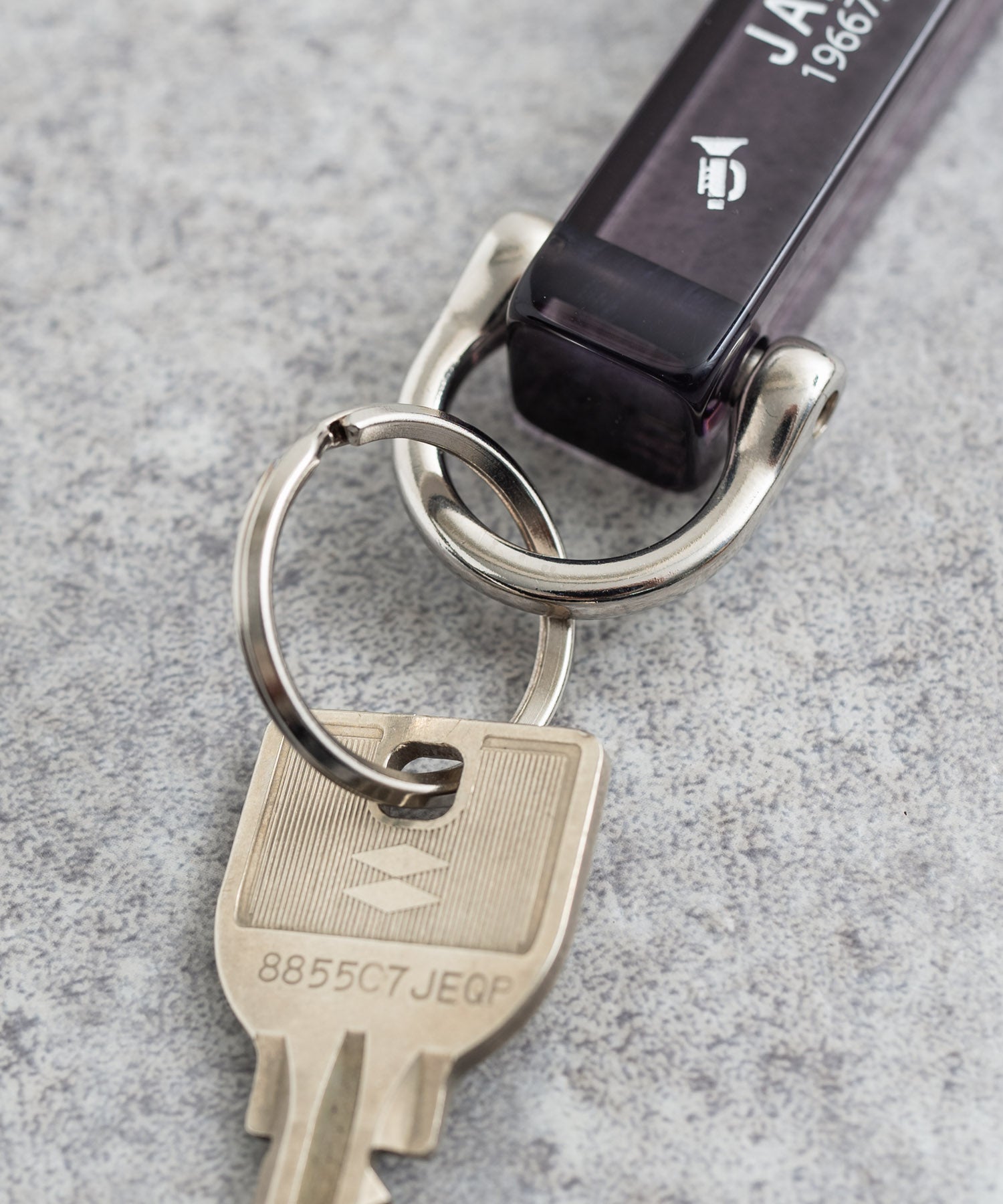 Rocky Monroe Keychain Hotel Men's Keychain Key Charm Key Ring Stick Transparent Acrylic America Room Key Key Retro Accessory Present
