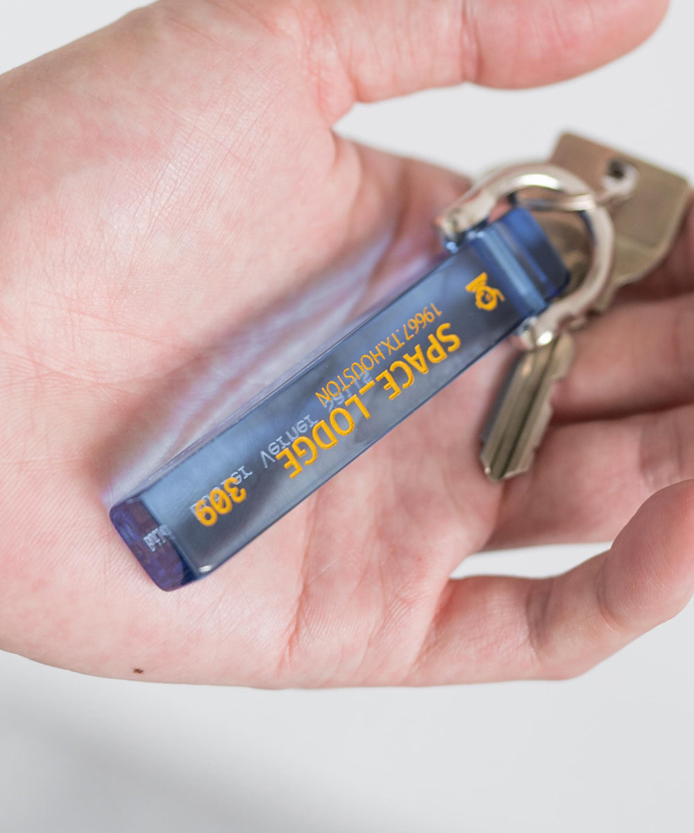 Rocky Monroe Keychain Hotel Men's Keychain Key Charm Key Ring Stick Transparent Acrylic America Room Key Key Retro Accessory Present