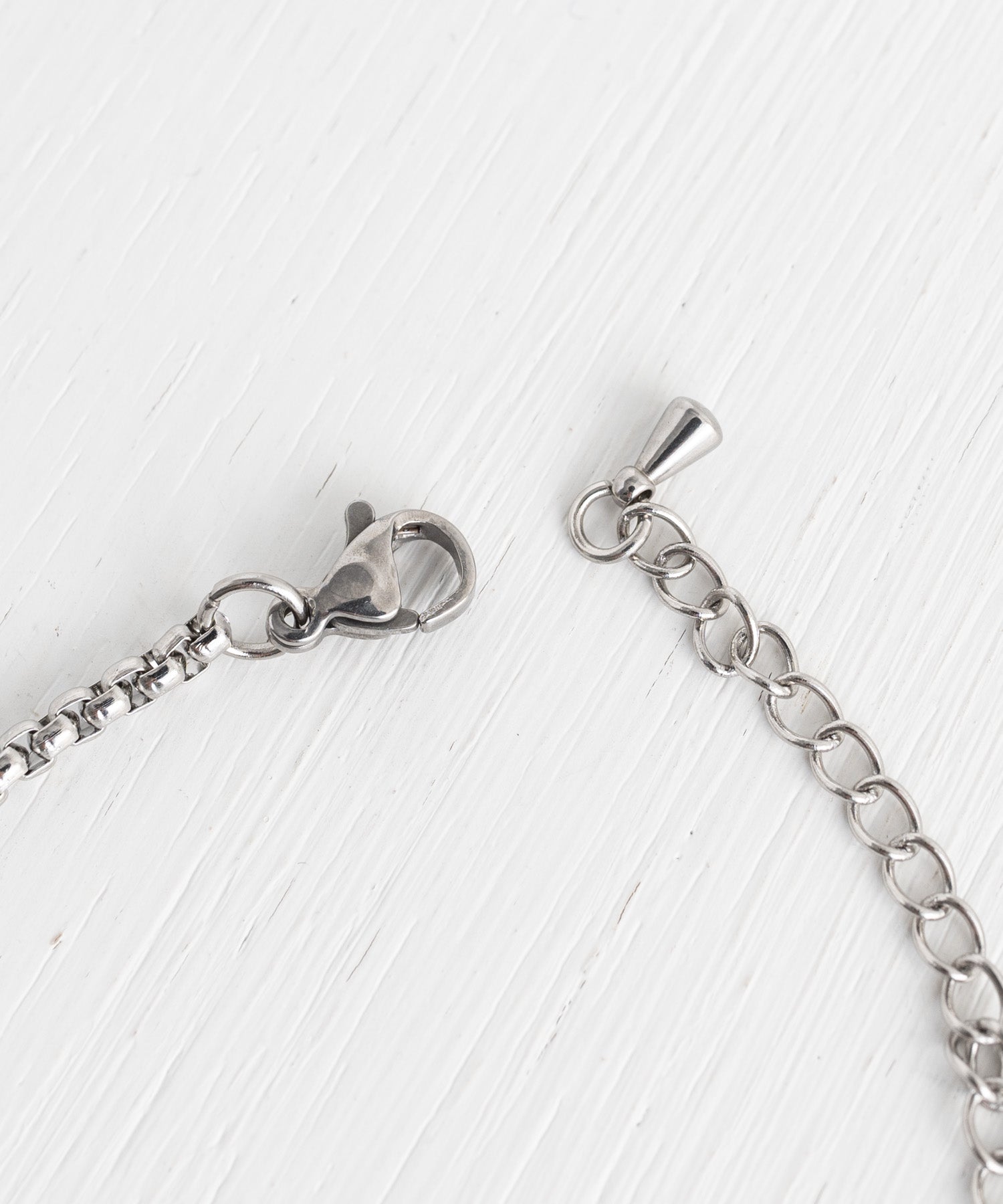 Rocky Monroe Stainless Steel Bracelet for Men and Women Chain with Lobster Clasp Mantel Style with Charm Unisex Accessory Simple Casual Bangle Pair Matching