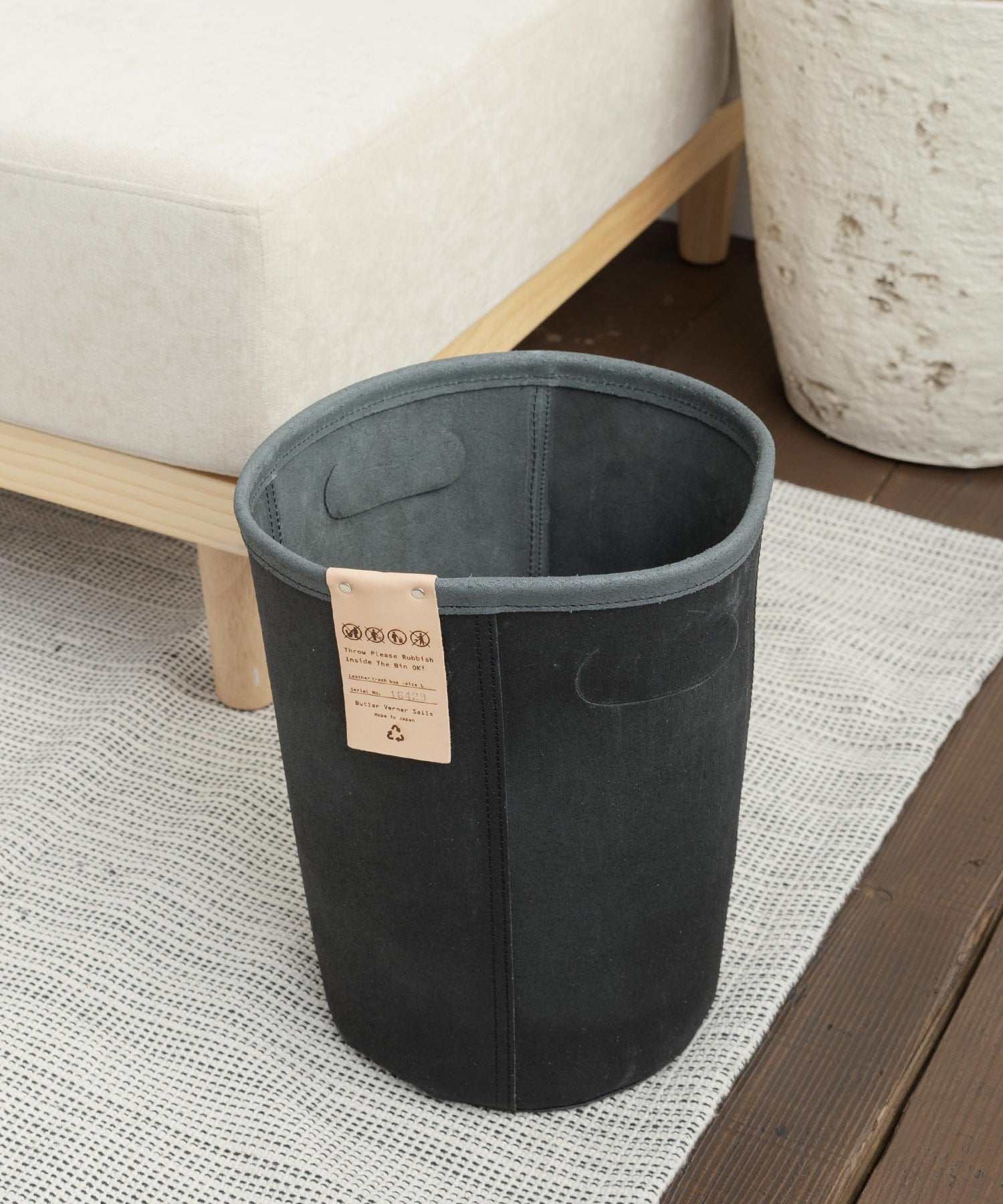 Rocky Monroe Trash Box Garbage Can Cowhide Toko Leather Domestic Made in Japan Genuine Leather Dust Box Storage Slim Simple Plain Miscellaneous Goods Interior Stylish Round Type Room New Life