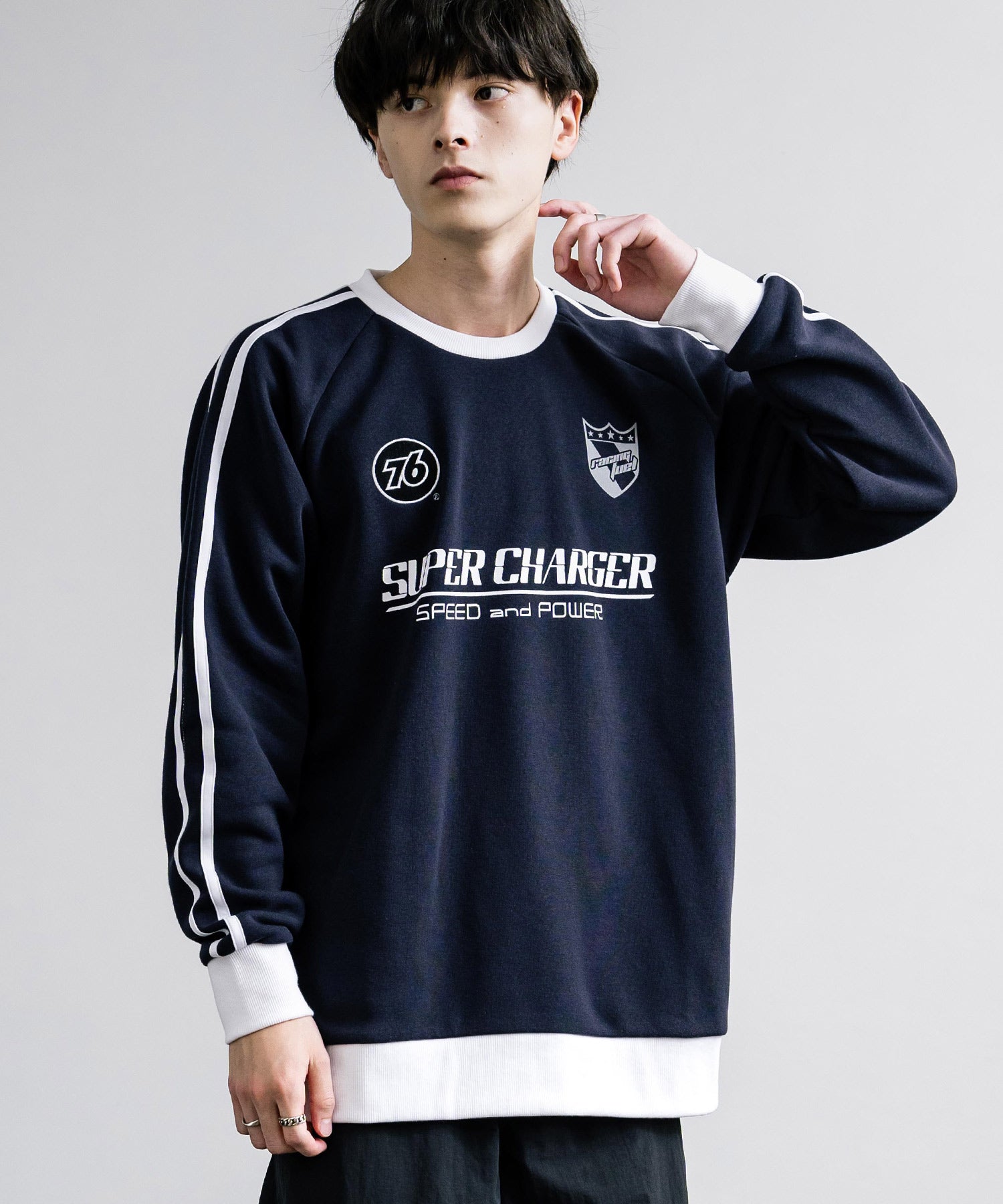 ロッキーモンロー Rocky Monroe トレーナー スウェット ラグラン メンズ レディース 長袖 裏起毛 クルーネック プリント 袖ライン 刺繍 ワンポイント 76lubricants 14153